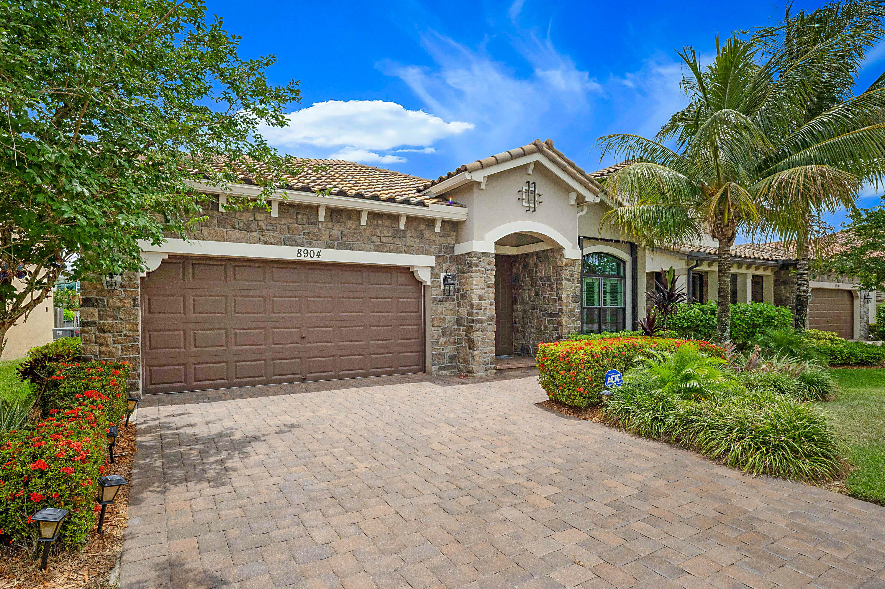 GULFSTREAM PRESERVE - Residential