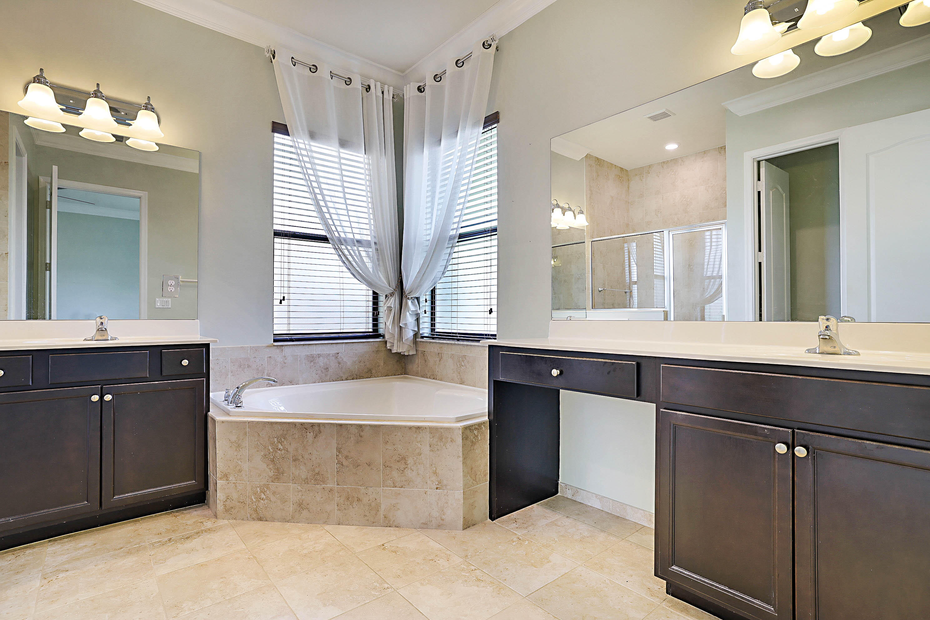 GULFSTREAM PRESERVE - Residential