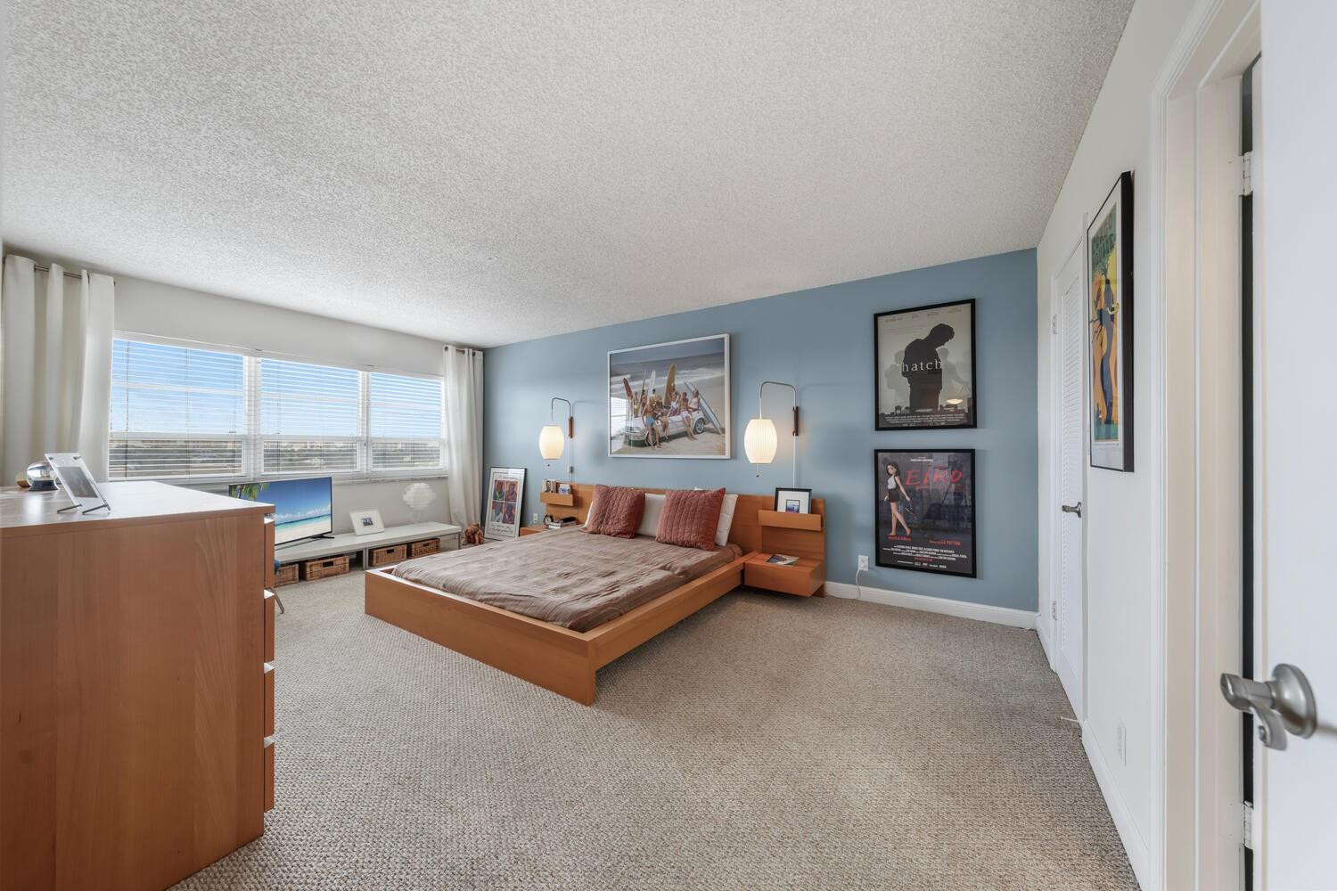 Essex Tower - Residential