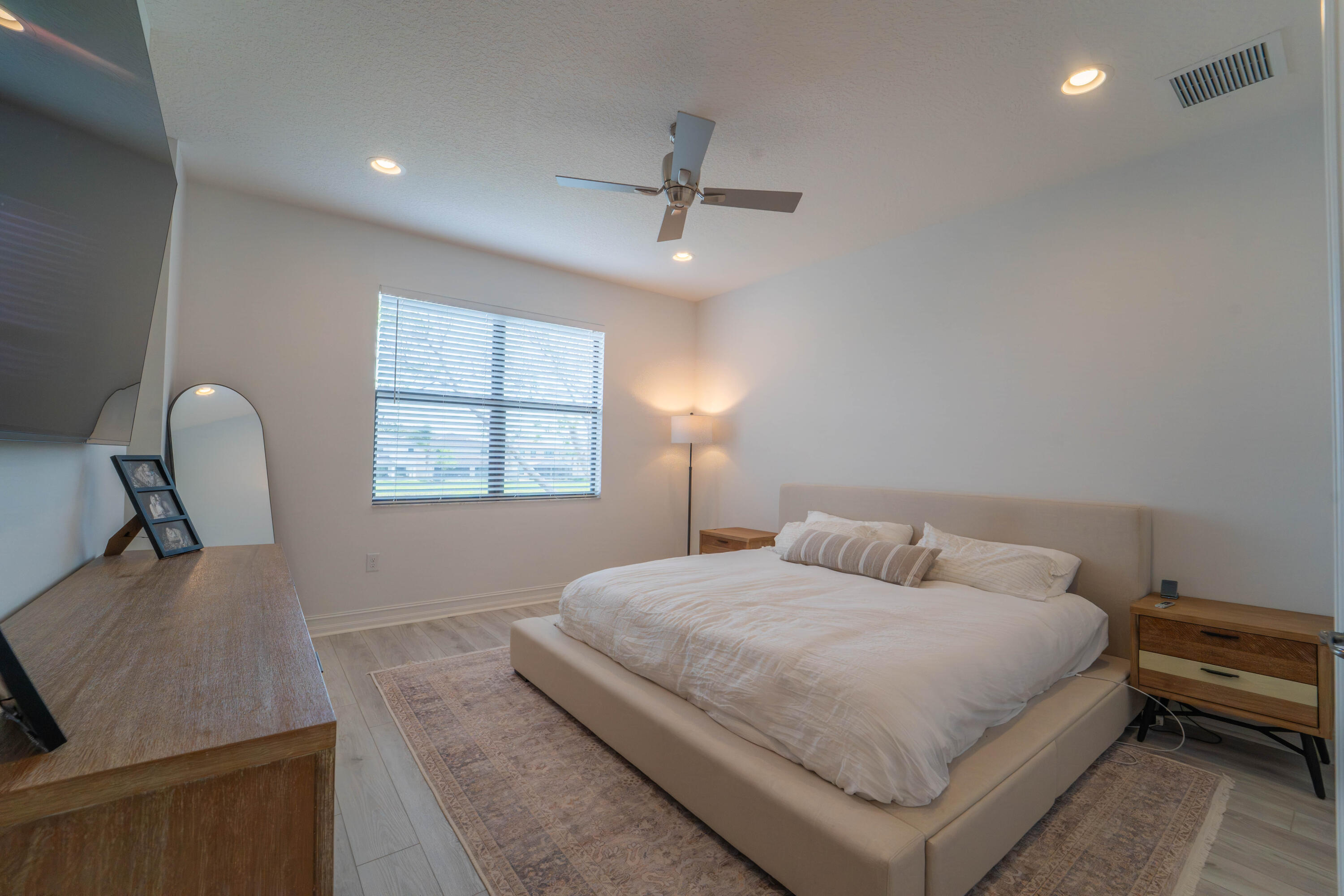ATLANTIC COMMONS PL 5 - Residential