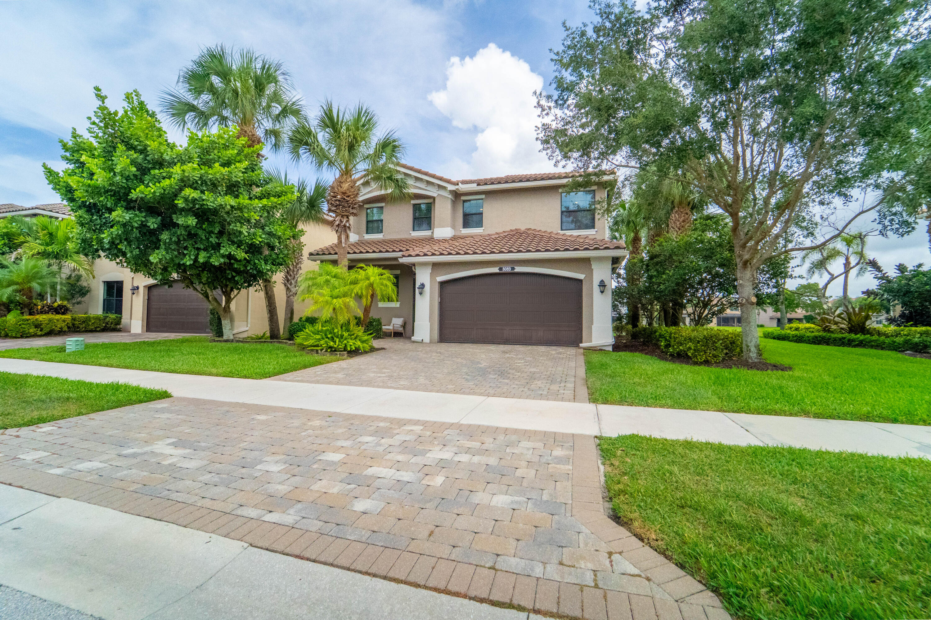 ATLANTIC COMMONS PL 5 - Residential