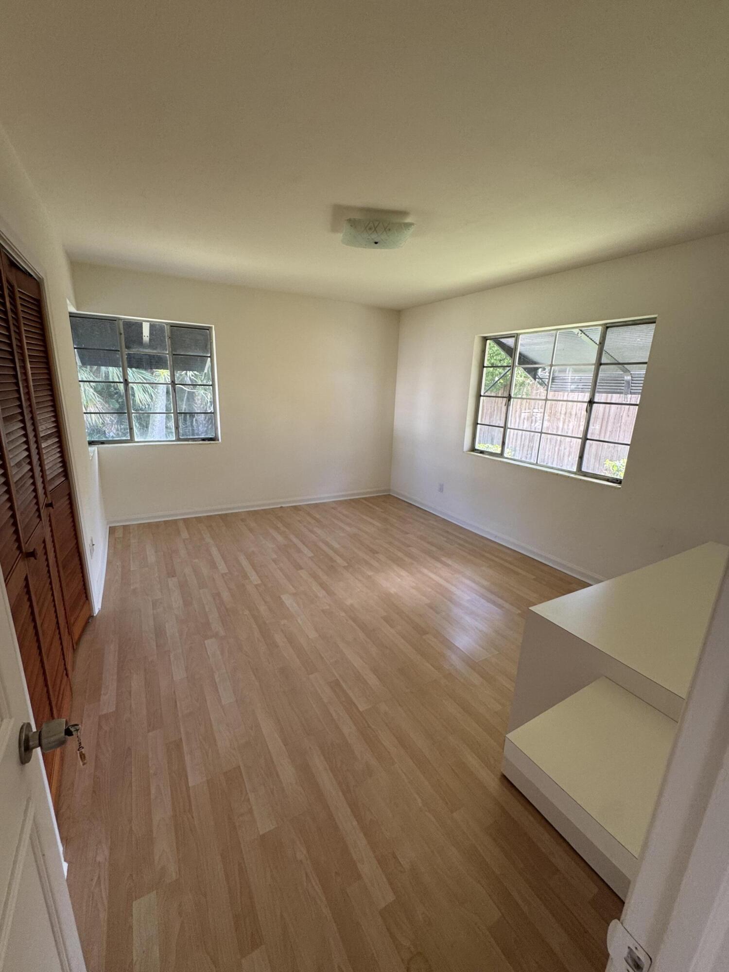 NORTH LAKE WORTH - Residential Lease