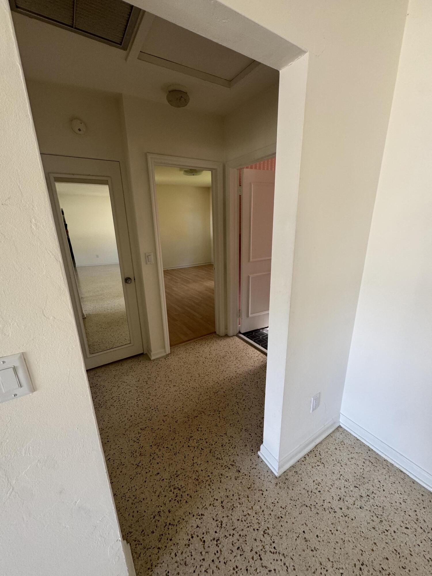 NORTH LAKE WORTH - Residential Lease