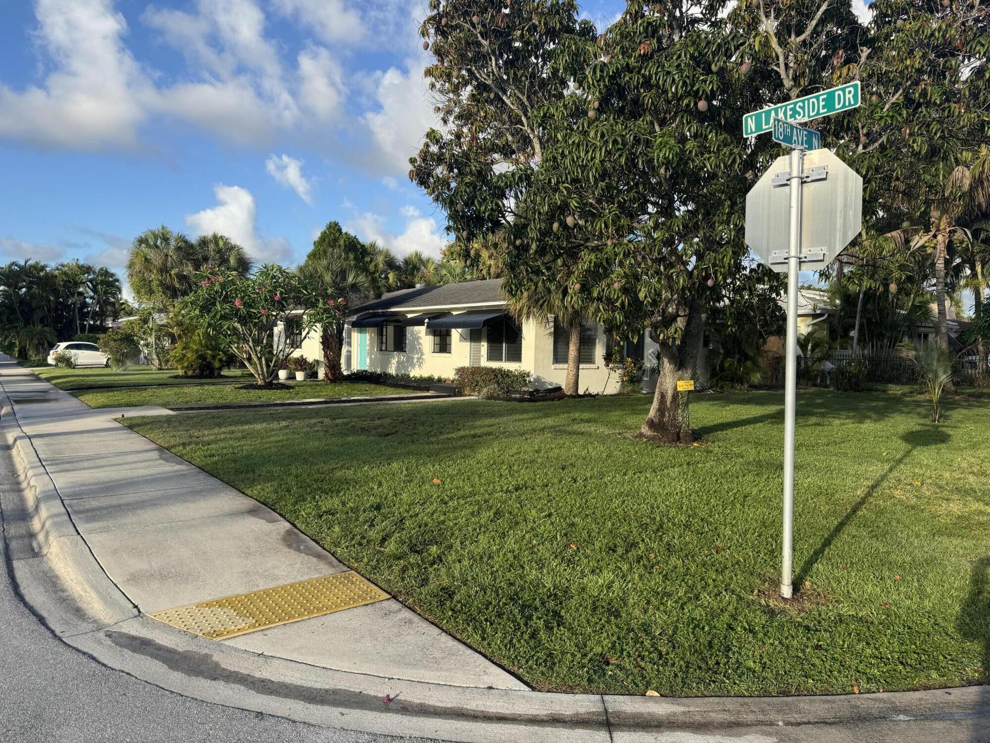 NORTH LAKE WORTH - Residential Lease