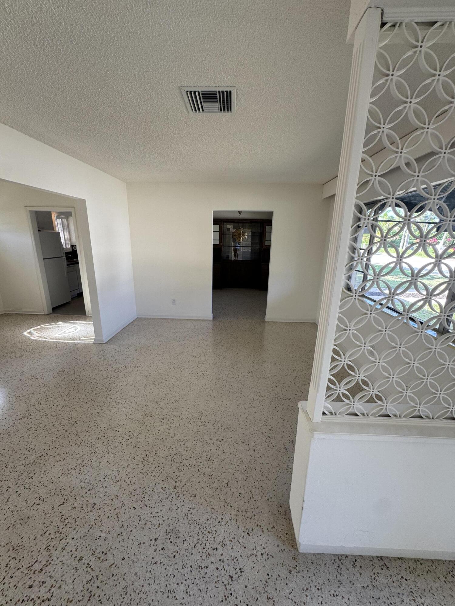 NORTH LAKE WORTH - Residential Lease