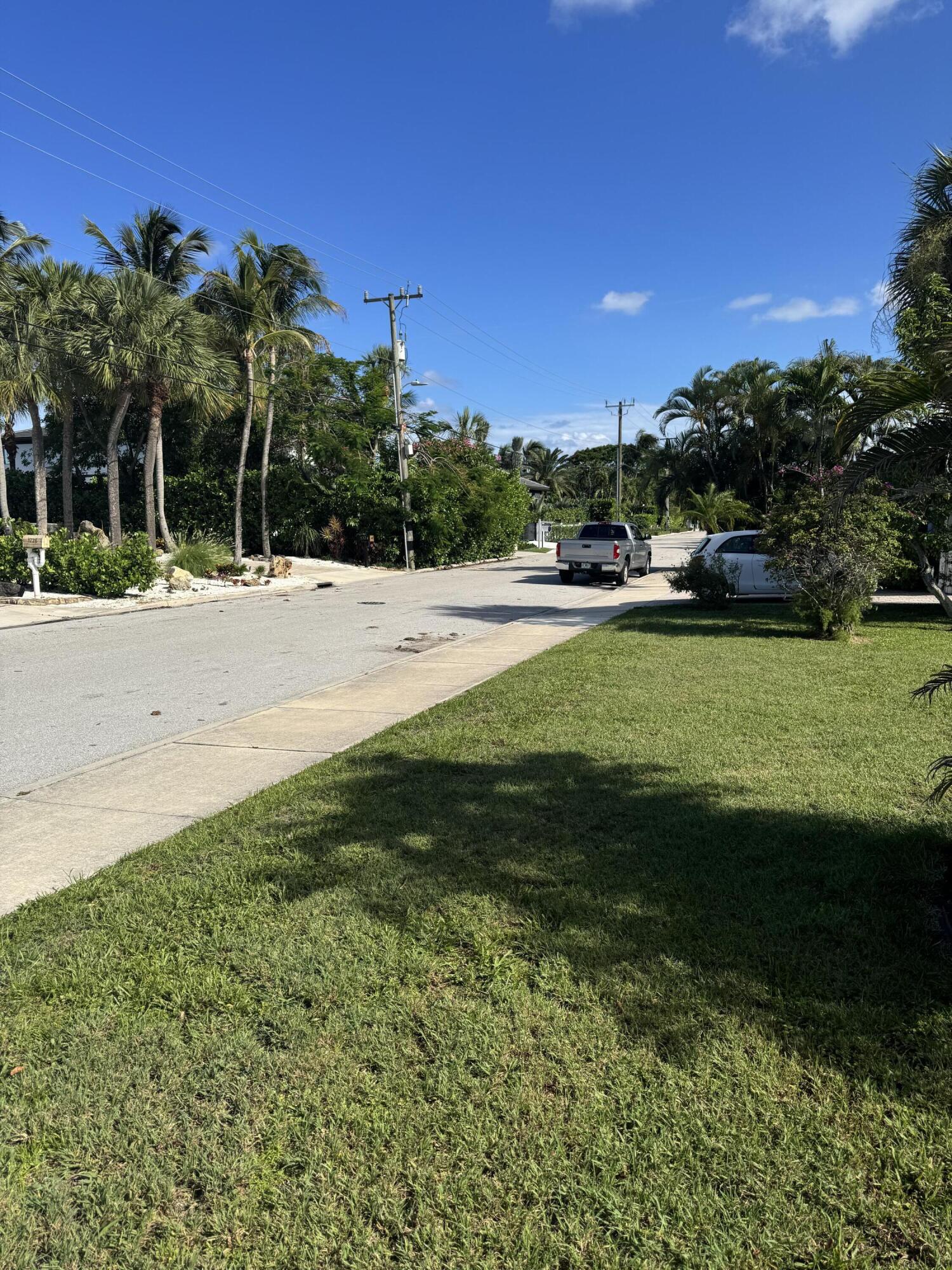 NORTH LAKE WORTH - Residential Lease