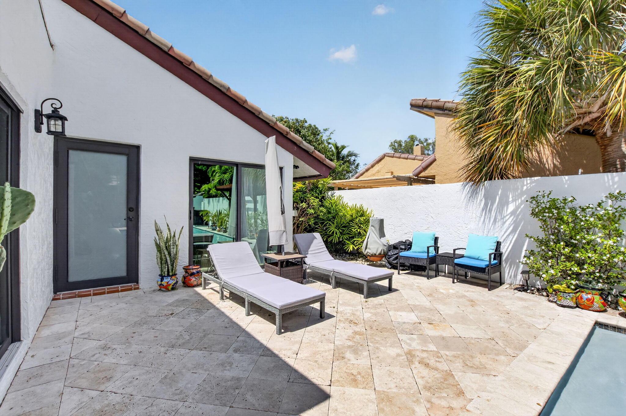 PATIOS DEL MAR - Residential