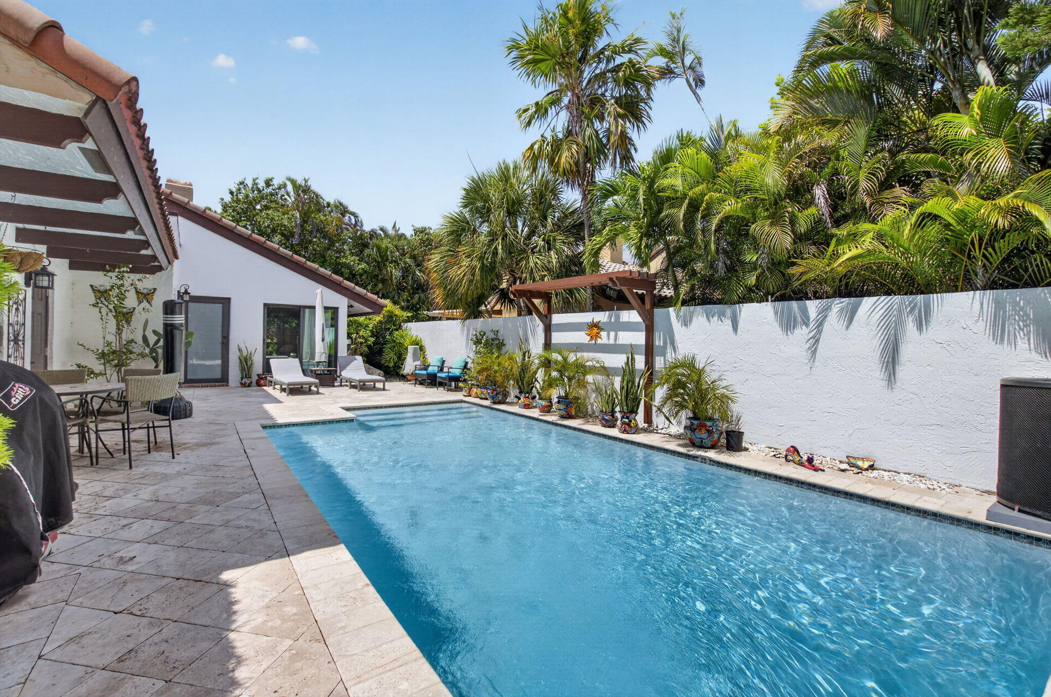 PATIOS DEL MAR - Residential