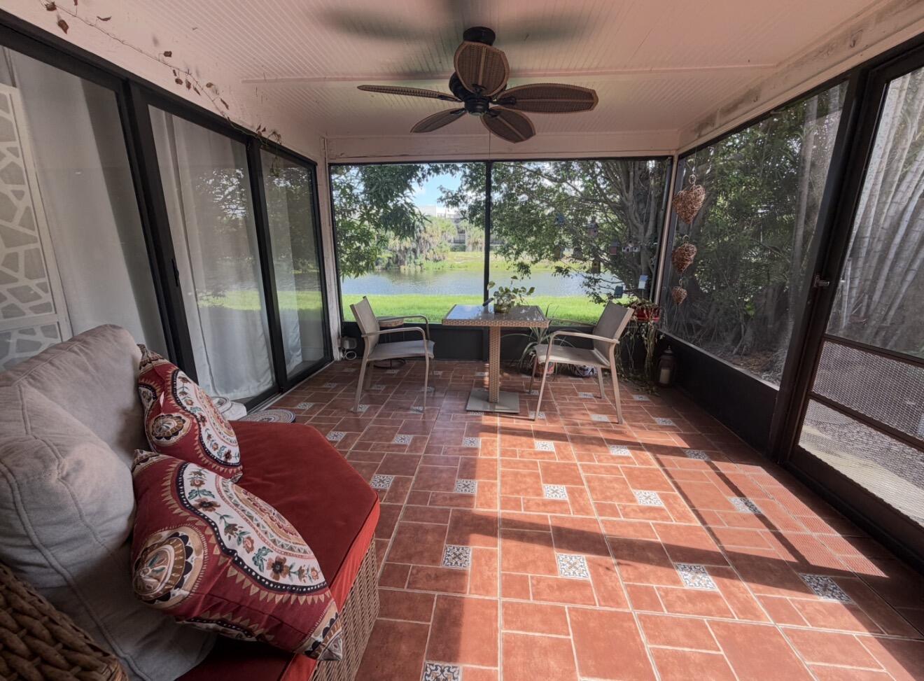 PATIOS DEL MAR - Residential