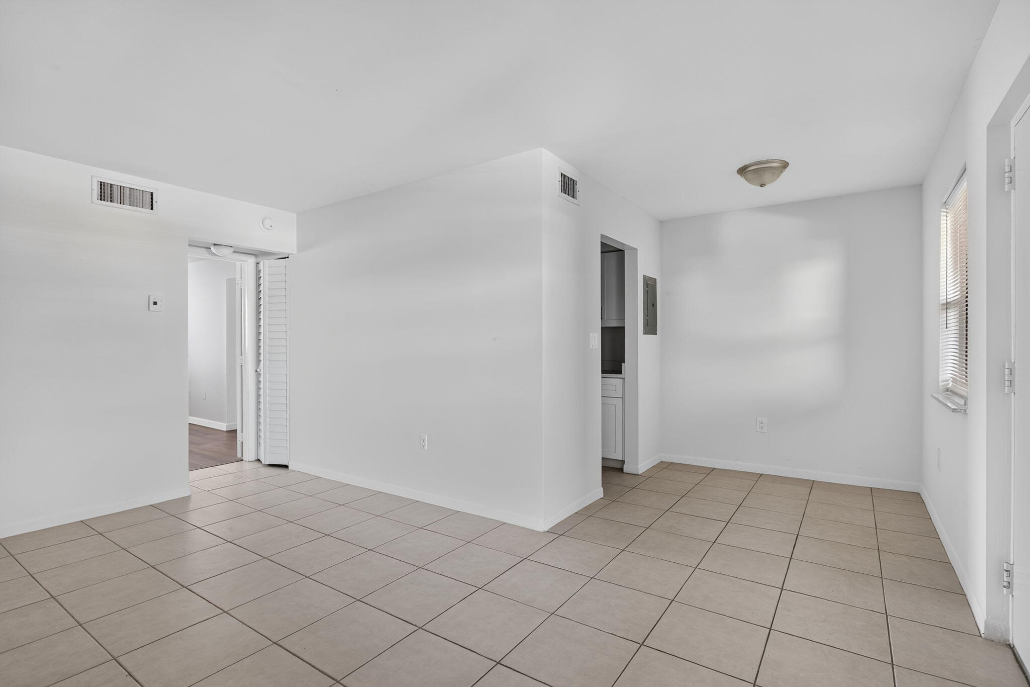 MELODIE ESTATES - Residential Lease