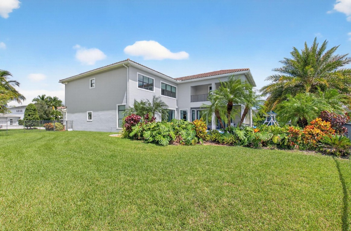 BOCA BRIDGES - Residential