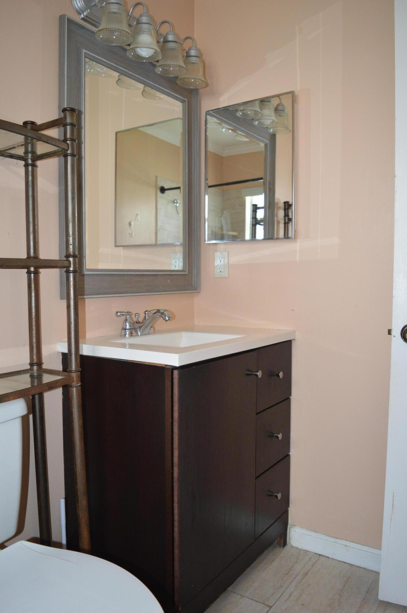 SPRINGTREE LAKES - Residential