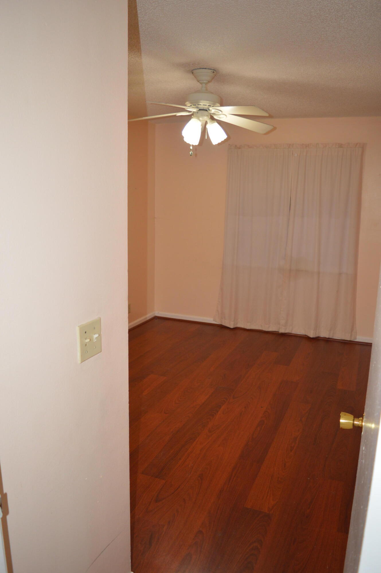 SPRINGTREE LAKES - Residential