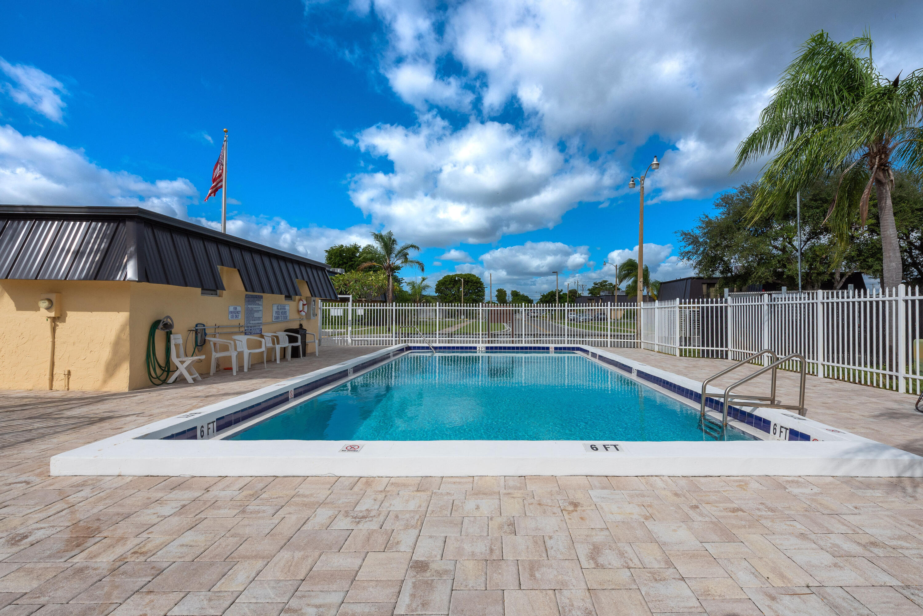 WATERSIDE ESTATES - Residential Lease