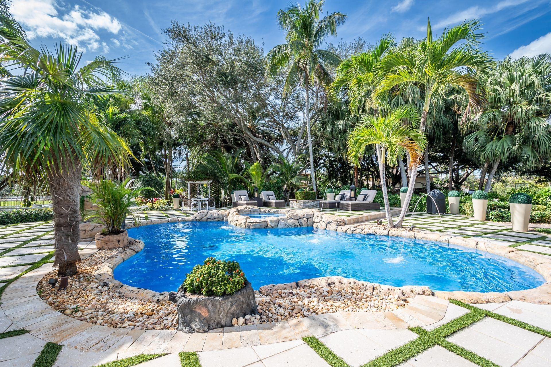 ROLLING OAKS - Residential
