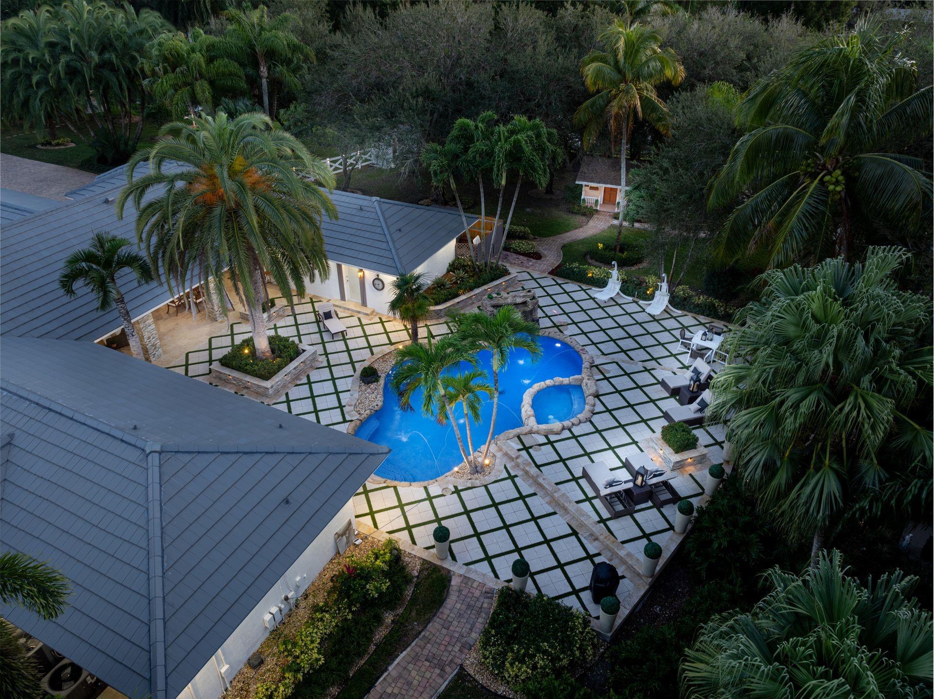 ROLLING OAKS - Residential