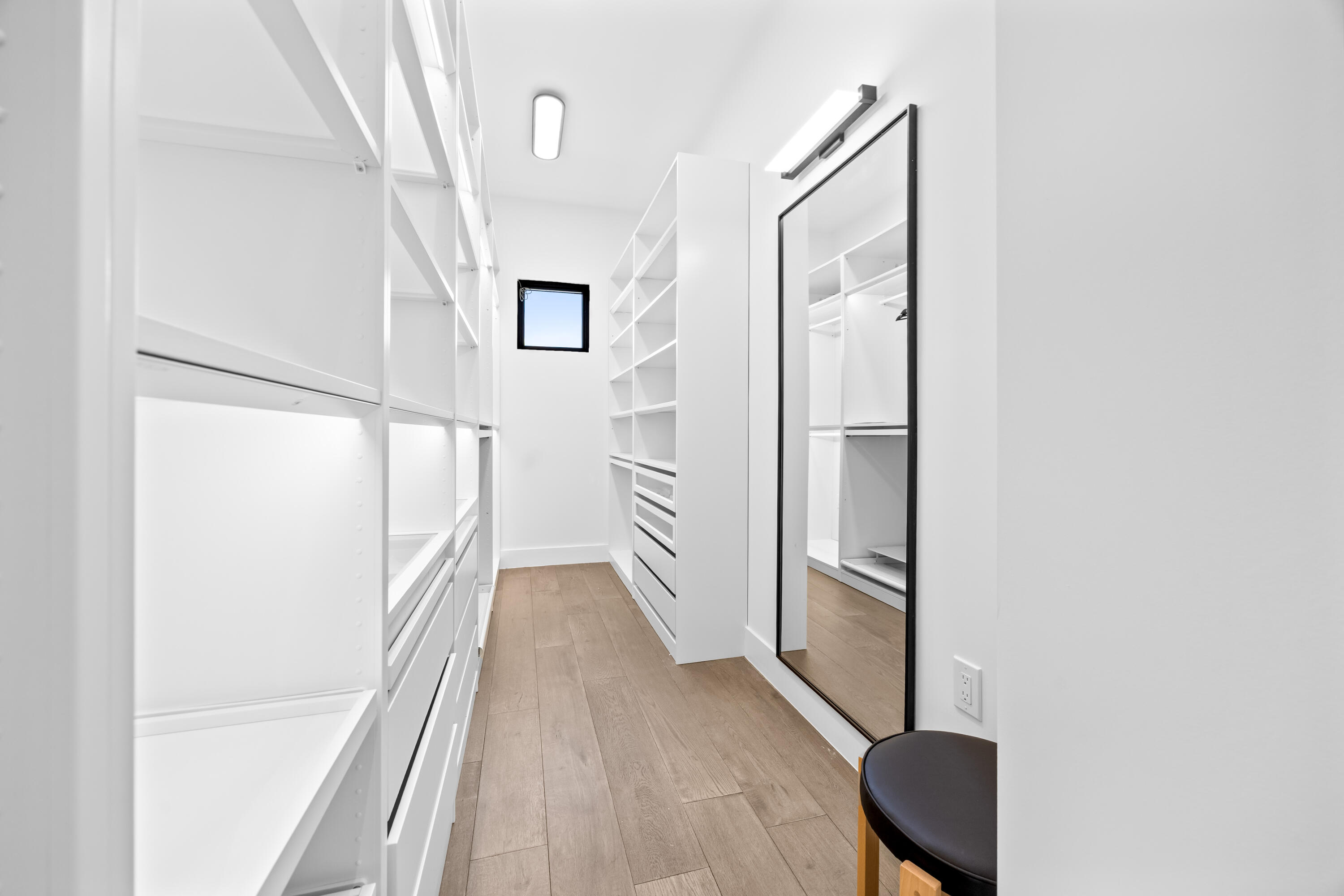 WESTON ESTATES - Residential