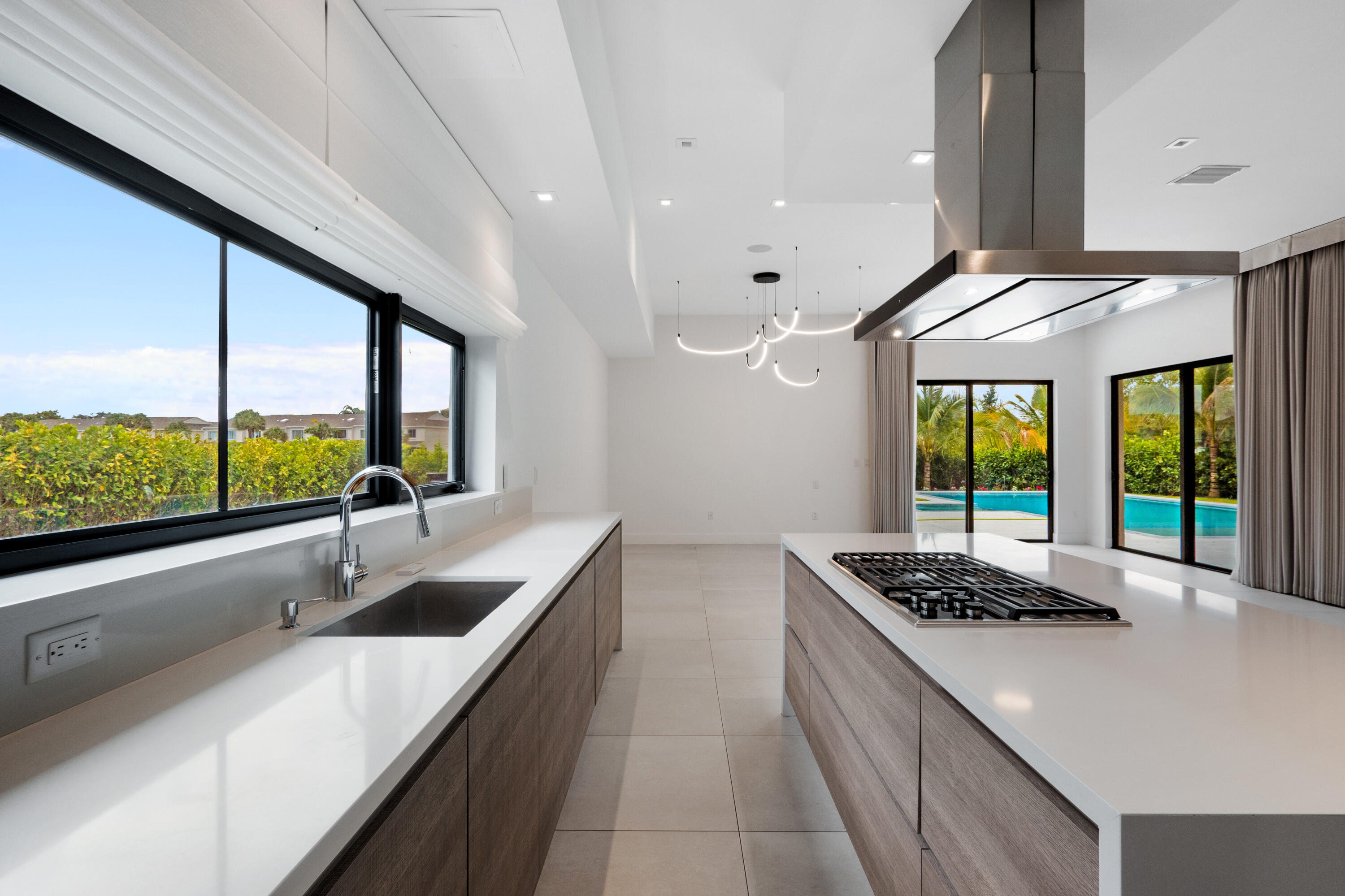 WESTON ESTATES - Residential