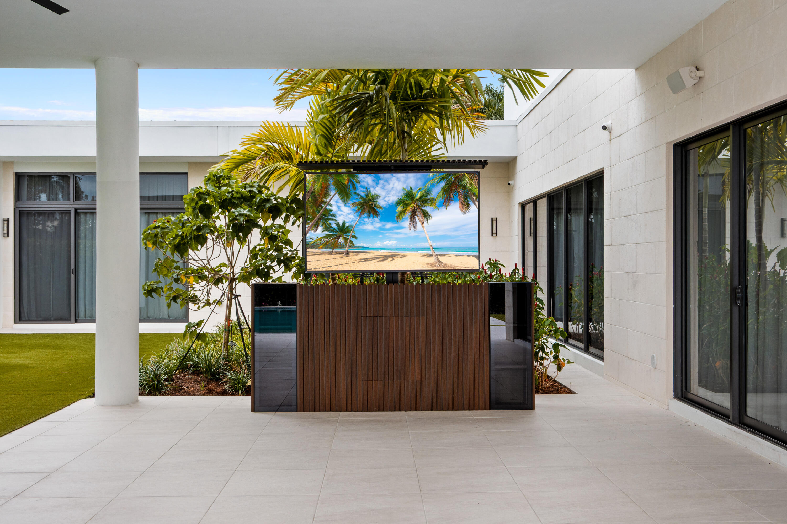 WESTON ESTATES - Residential