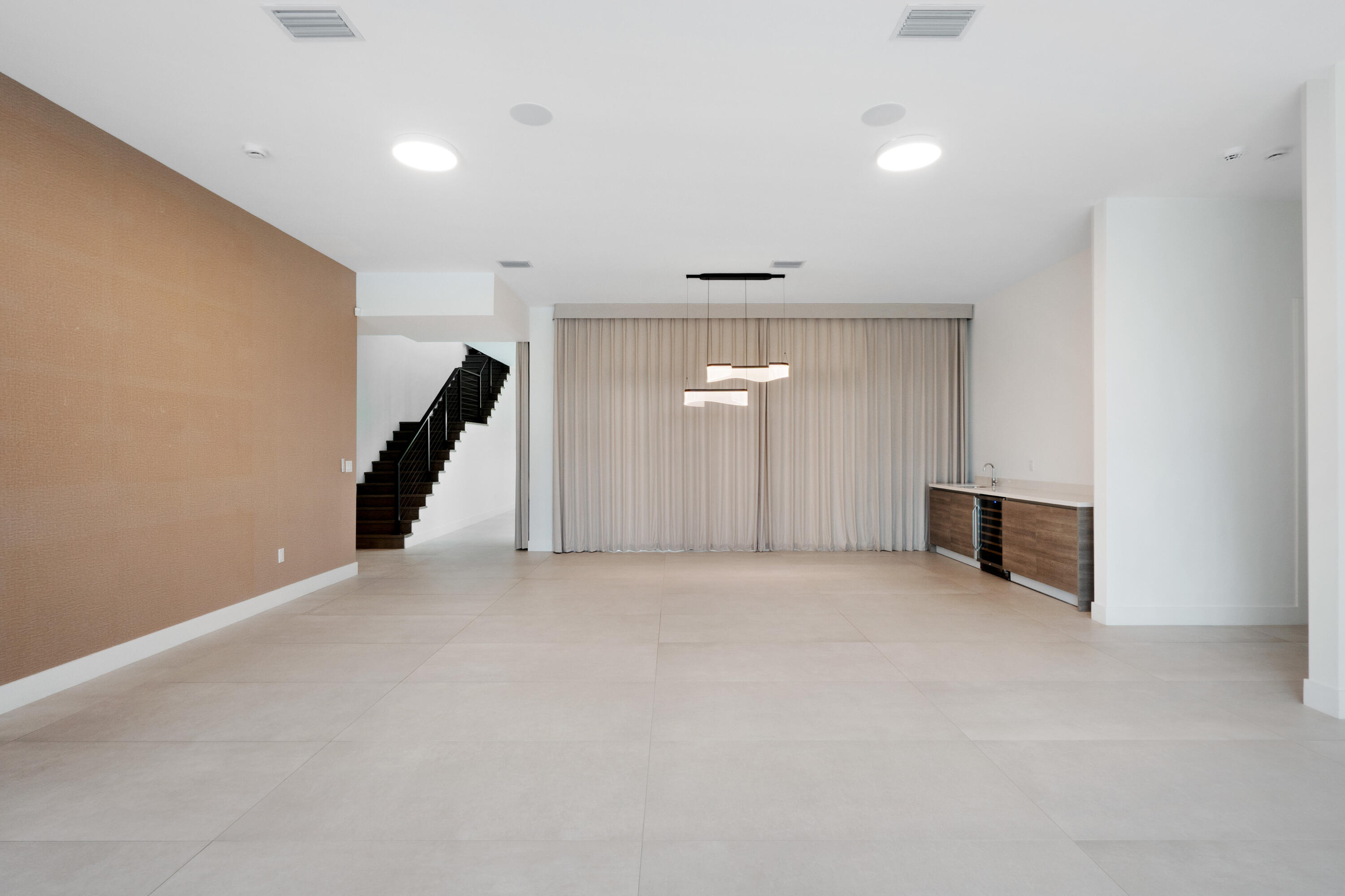 WESTON ESTATES - Residential