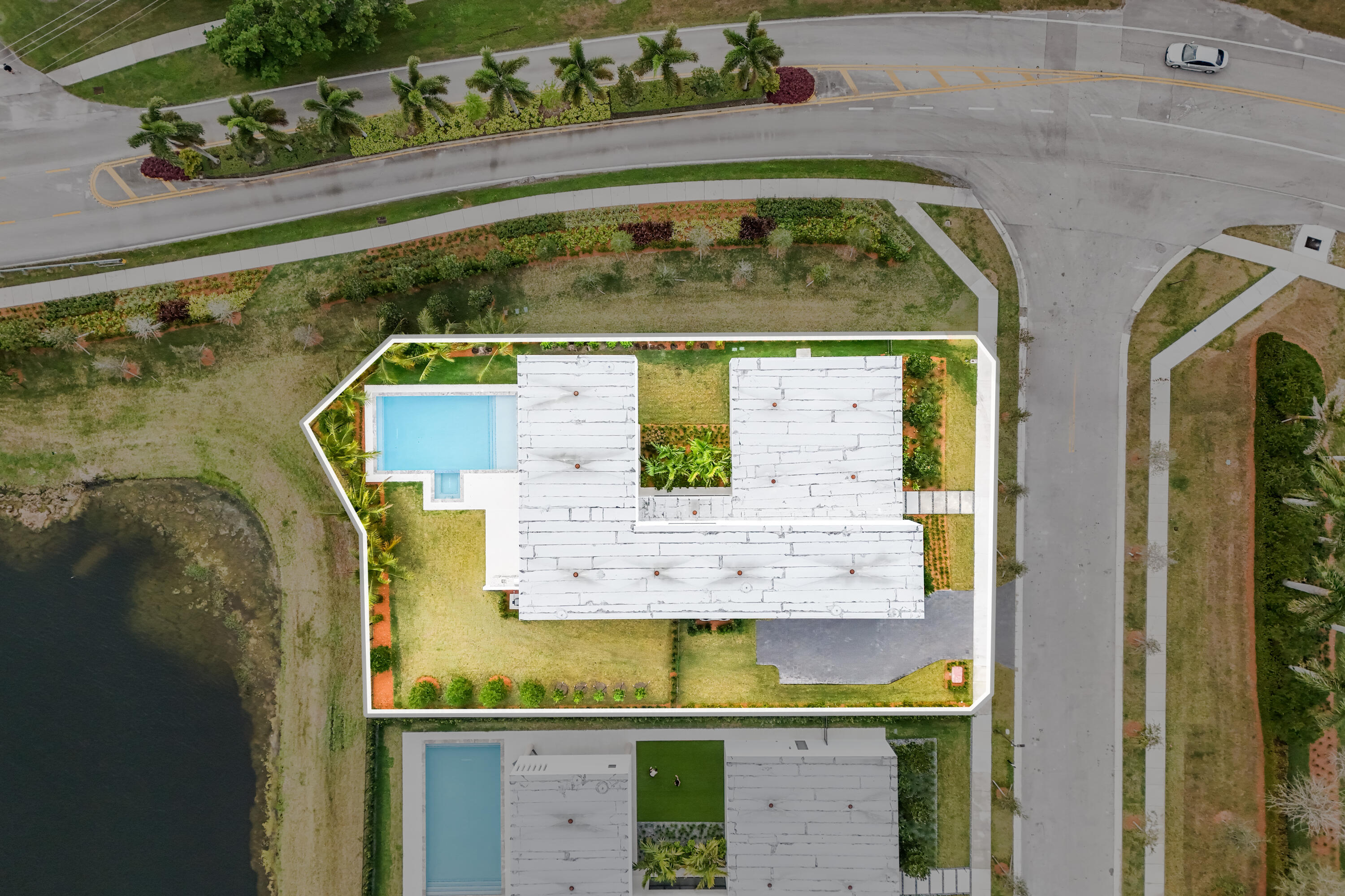 WESTON ESTATES - Residential