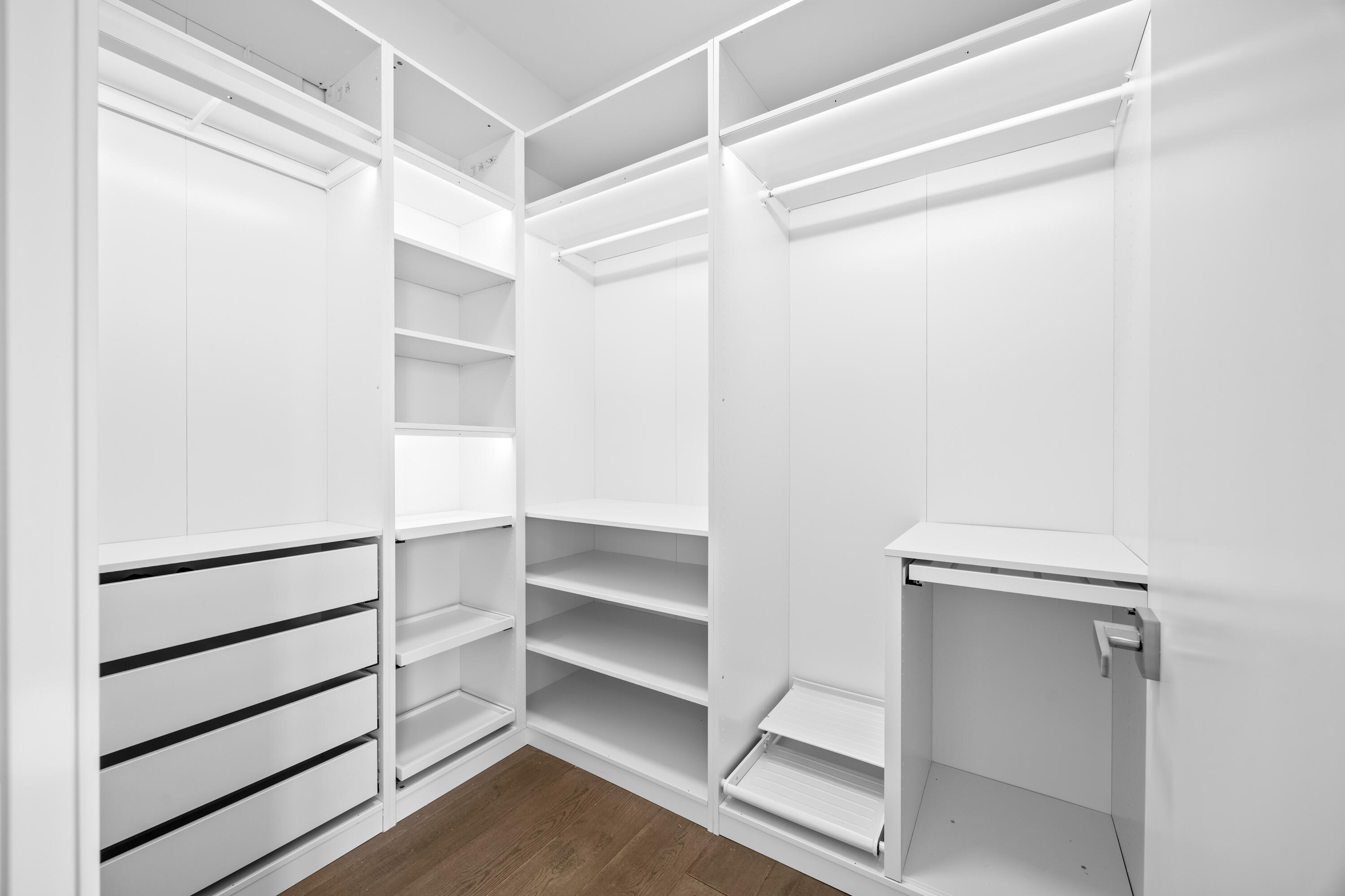 WESTON ESTATES - Residential