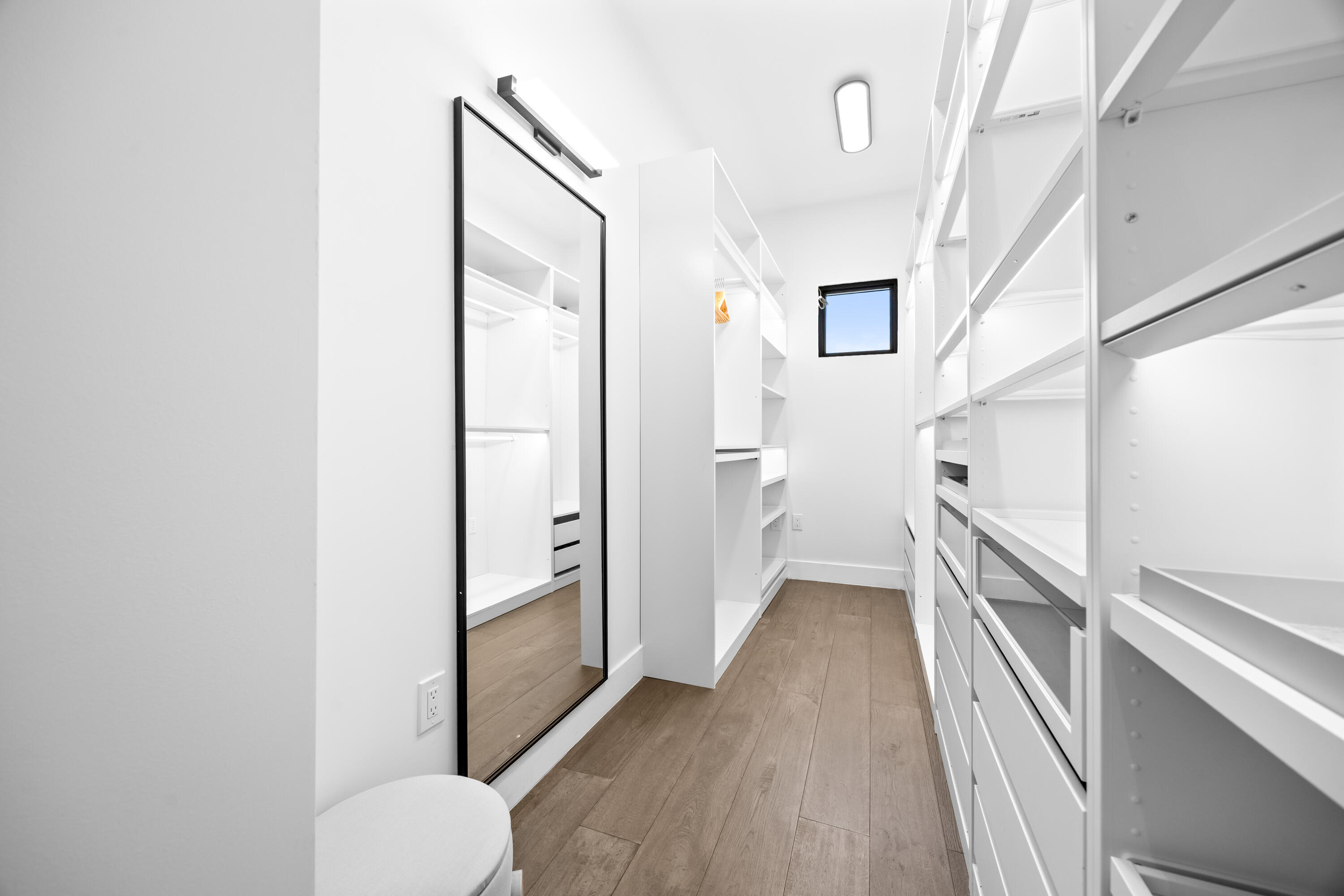 WESTON ESTATES - Residential