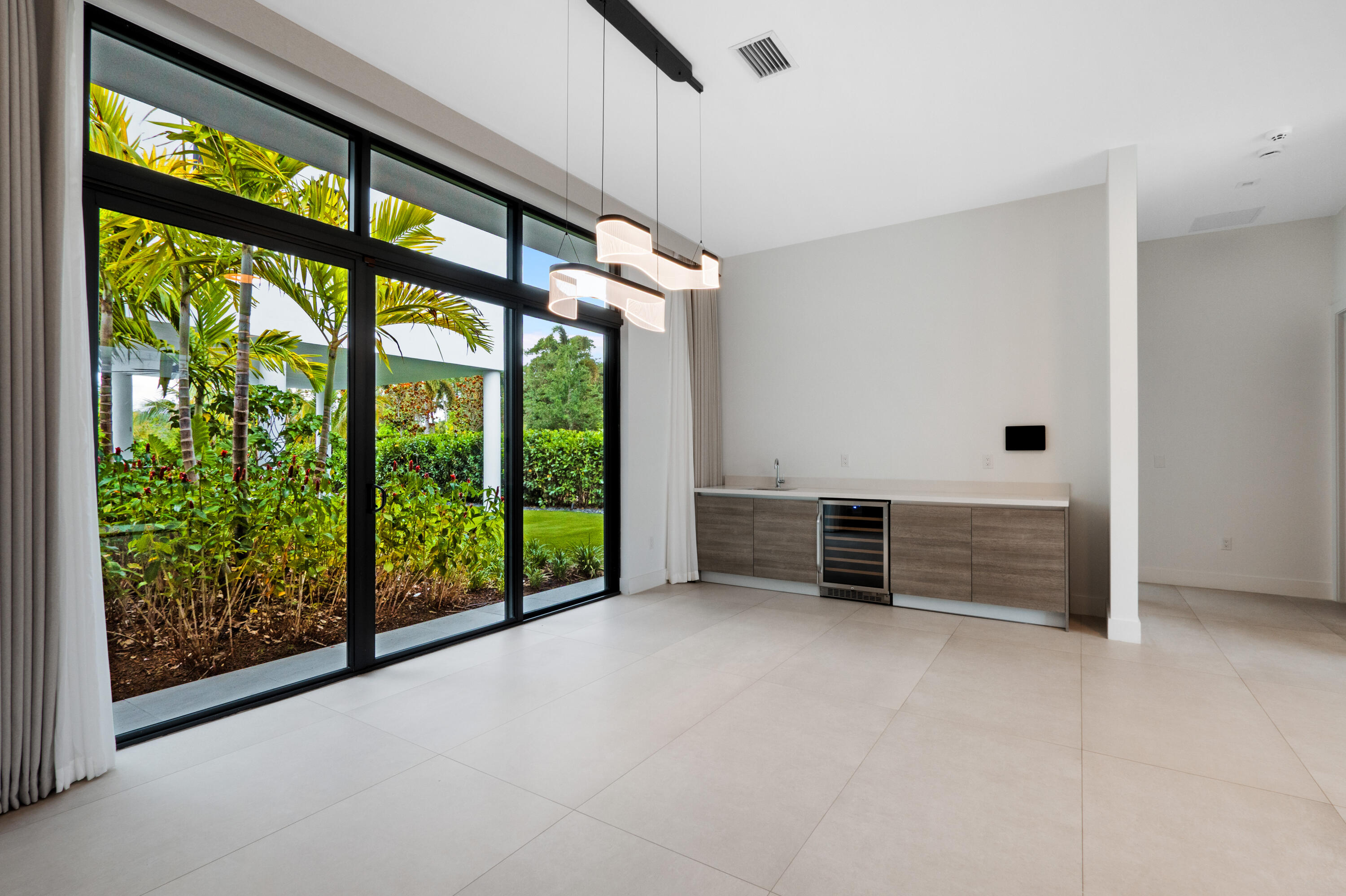 WESTON ESTATES - Residential