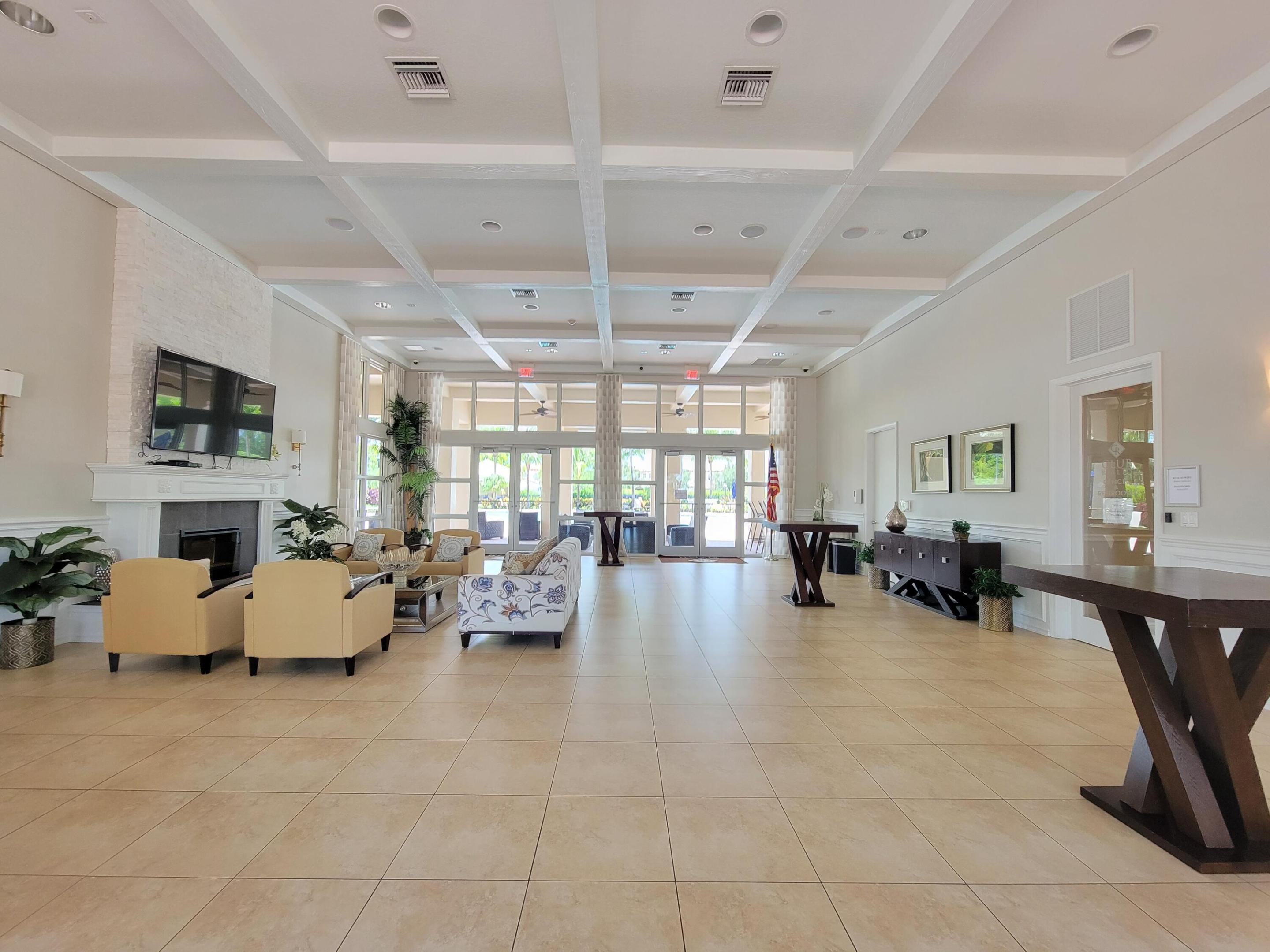 LOXAHATCHEE RESERVE NORTH - Residential Lease
