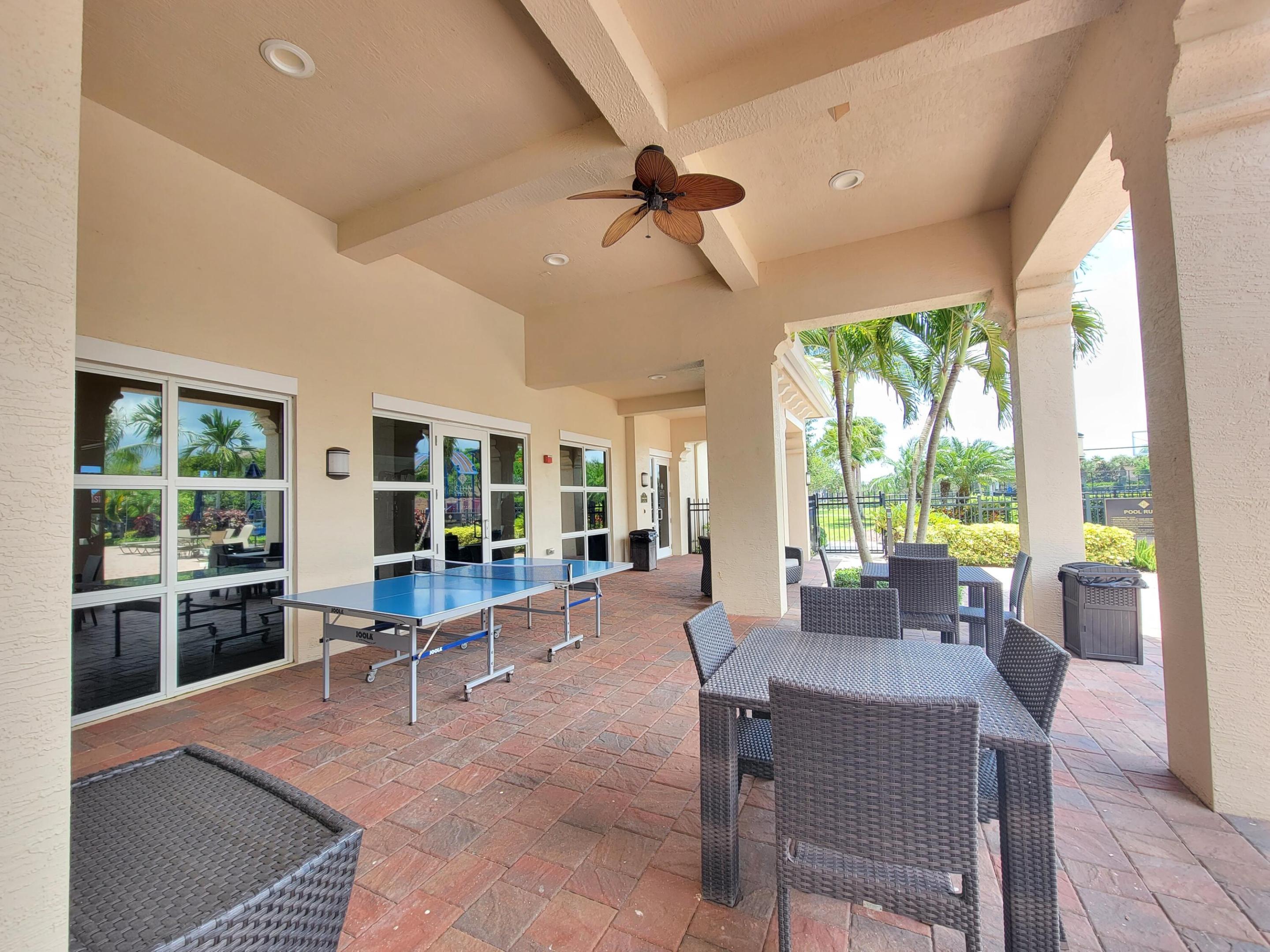 LOXAHATCHEE RESERVE NORTH - Residential Lease