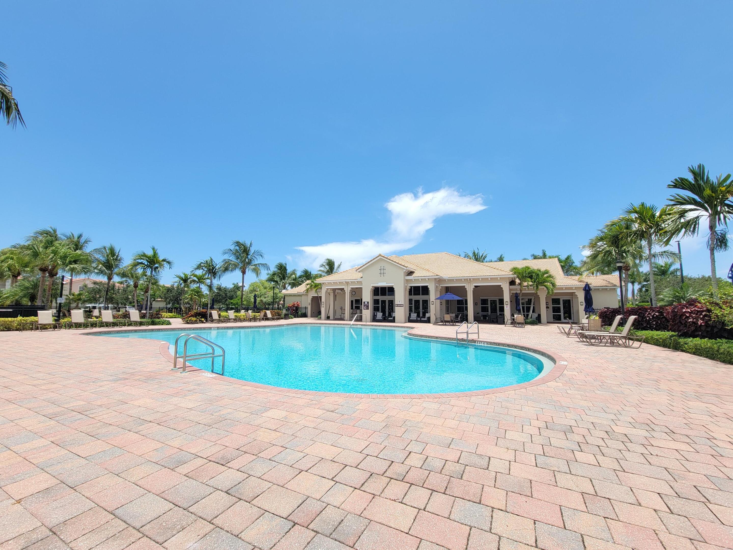 LOXAHATCHEE RESERVE NORTH - Residential Lease