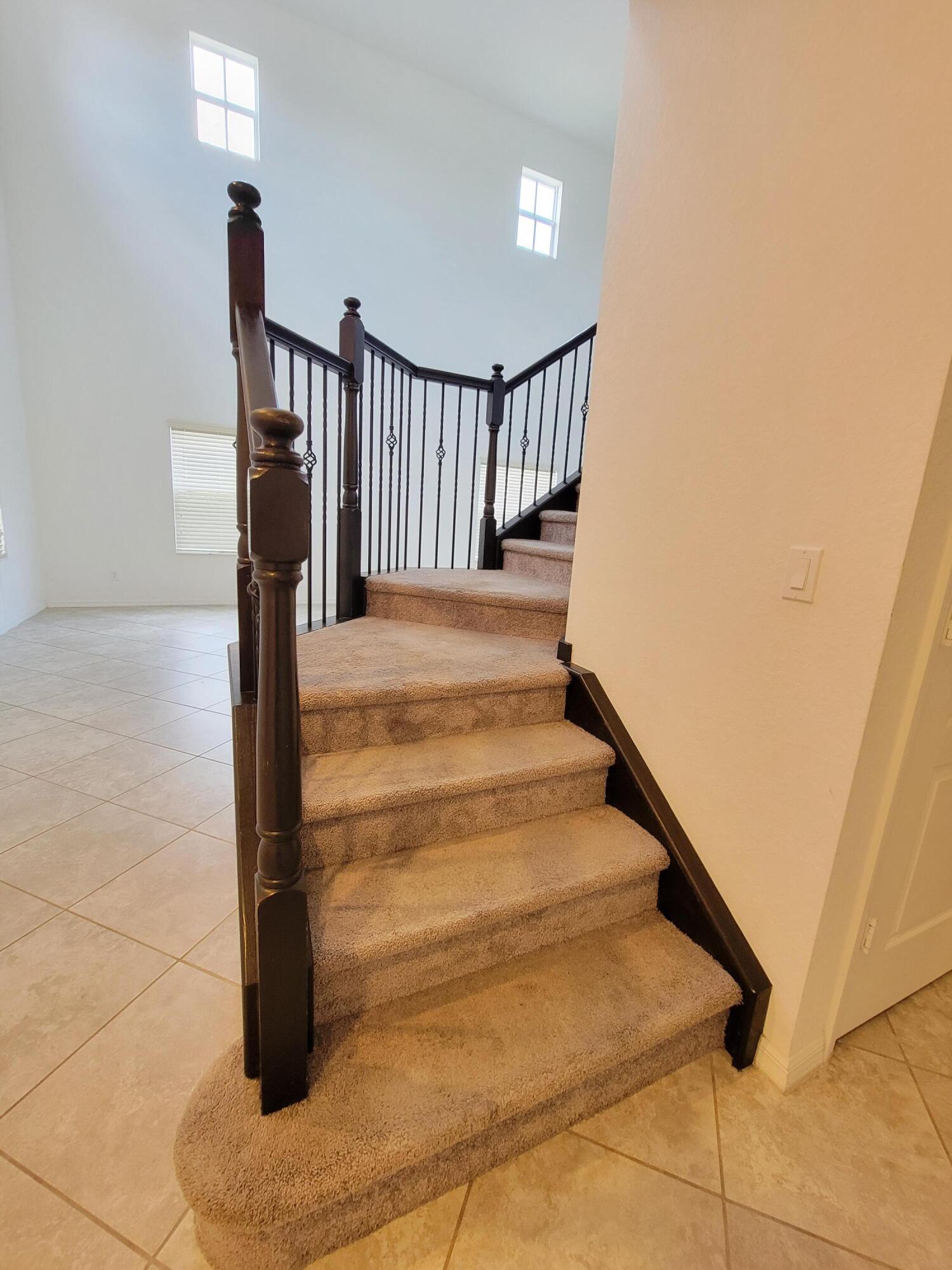 LOXAHATCHEE RESERVE NORTH - Residential Lease