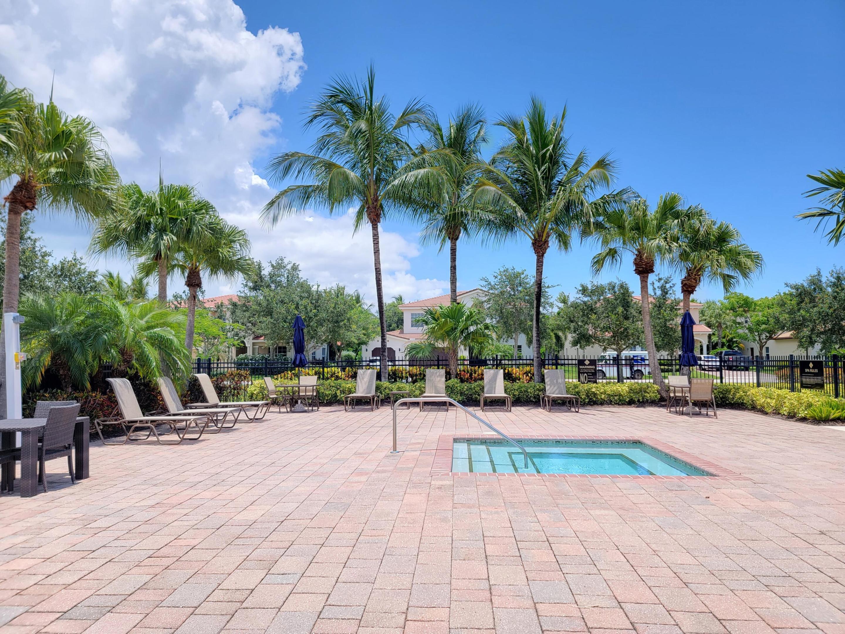 LOXAHATCHEE RESERVE NORTH - Residential Lease
