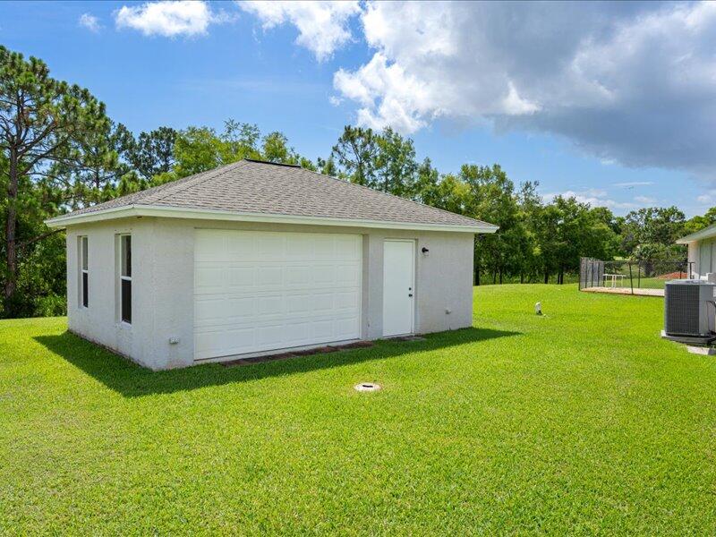 PORT ST LUCIE SECTION 48 1ST REPLAT - Residential