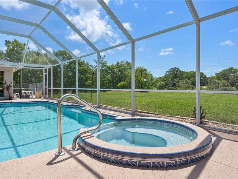 PORT ST LUCIE SECTION 48 1ST REPLAT - Residential