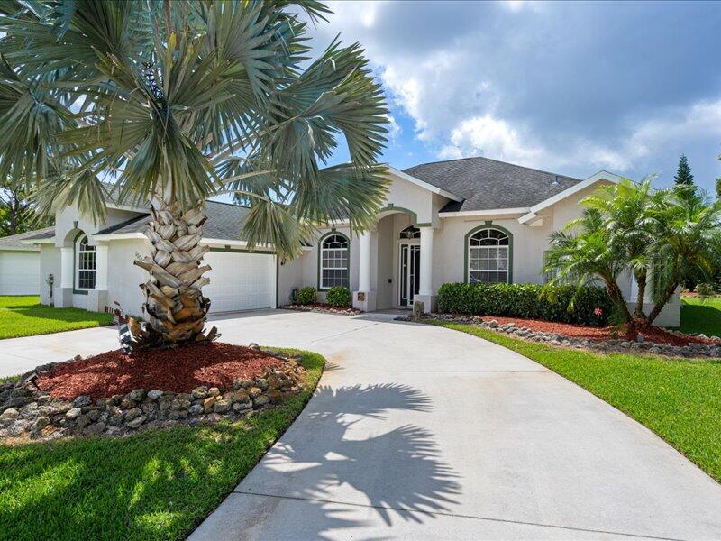 PORT ST LUCIE SECTION 48 1ST REPLAT - Residential