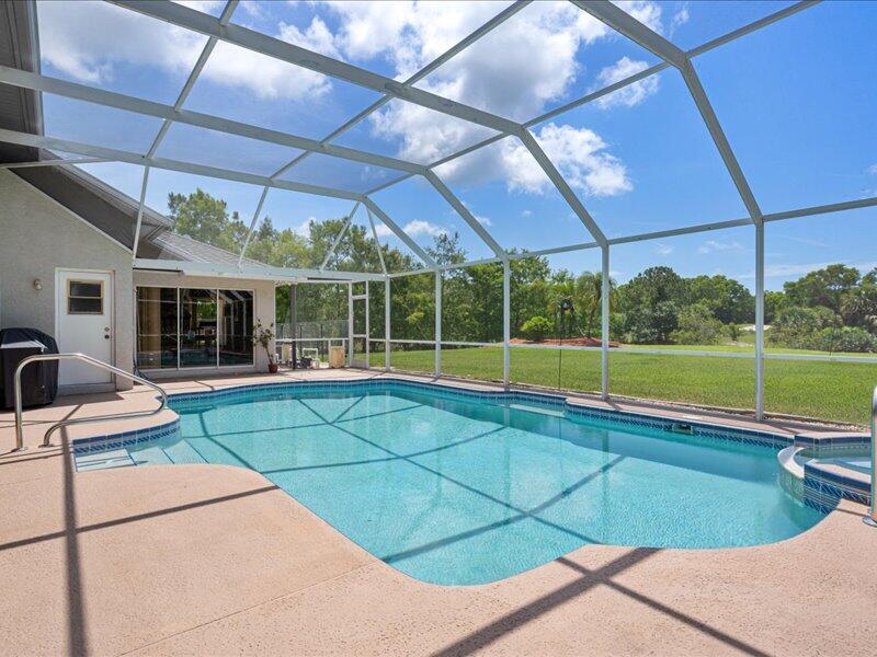 PORT ST LUCIE SECTION 48 1ST REPLAT - Residential