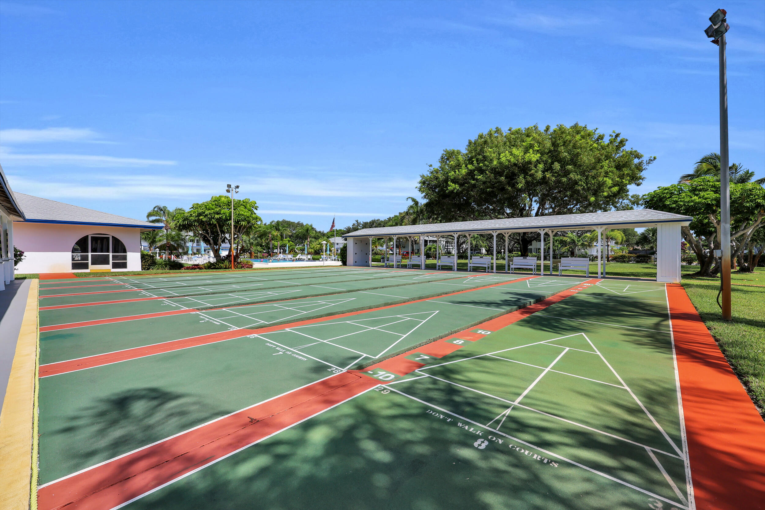 TEQUESTA GARDEN CONDO 6 - Residential