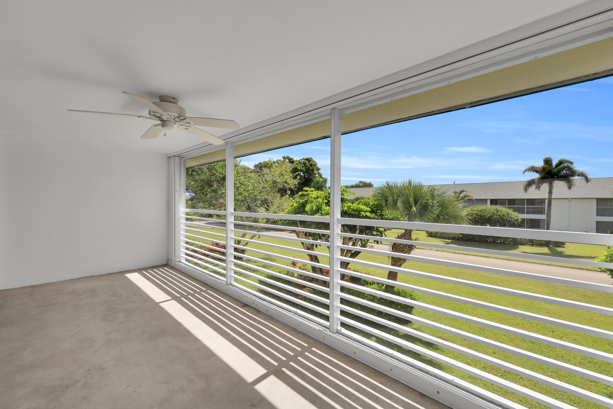 TEQUESTA GARDEN CONDO 6 - Residential