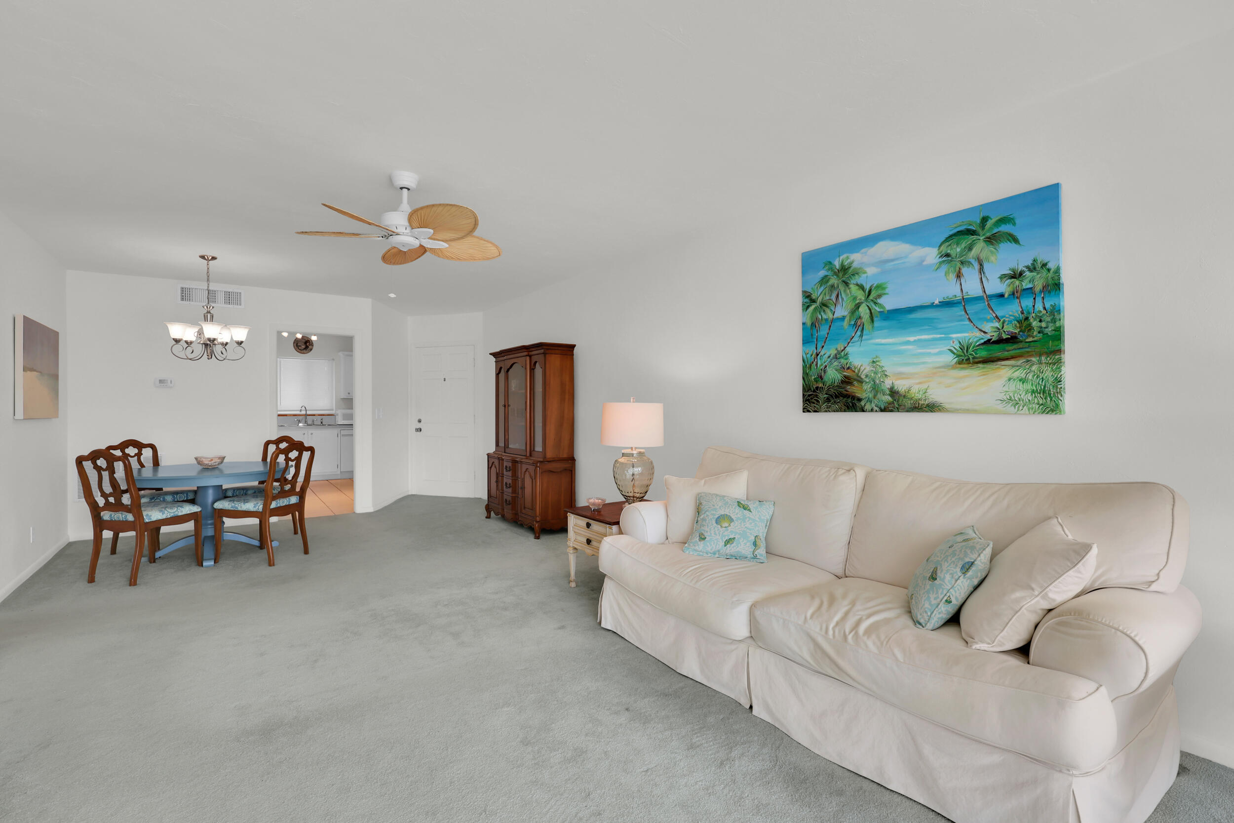 TEQUESTA GARDEN CONDO 6 - Residential