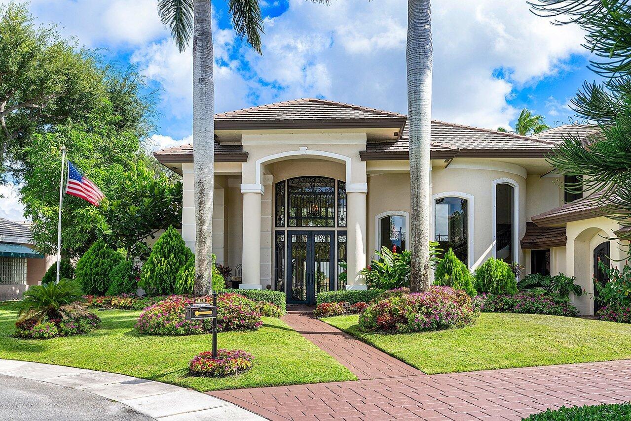 WOODFIELD HUNT CLUB - Residential