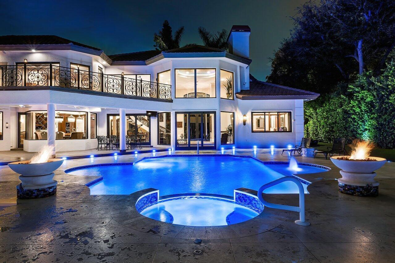 WOODFIELD HUNT CLUB - Residential