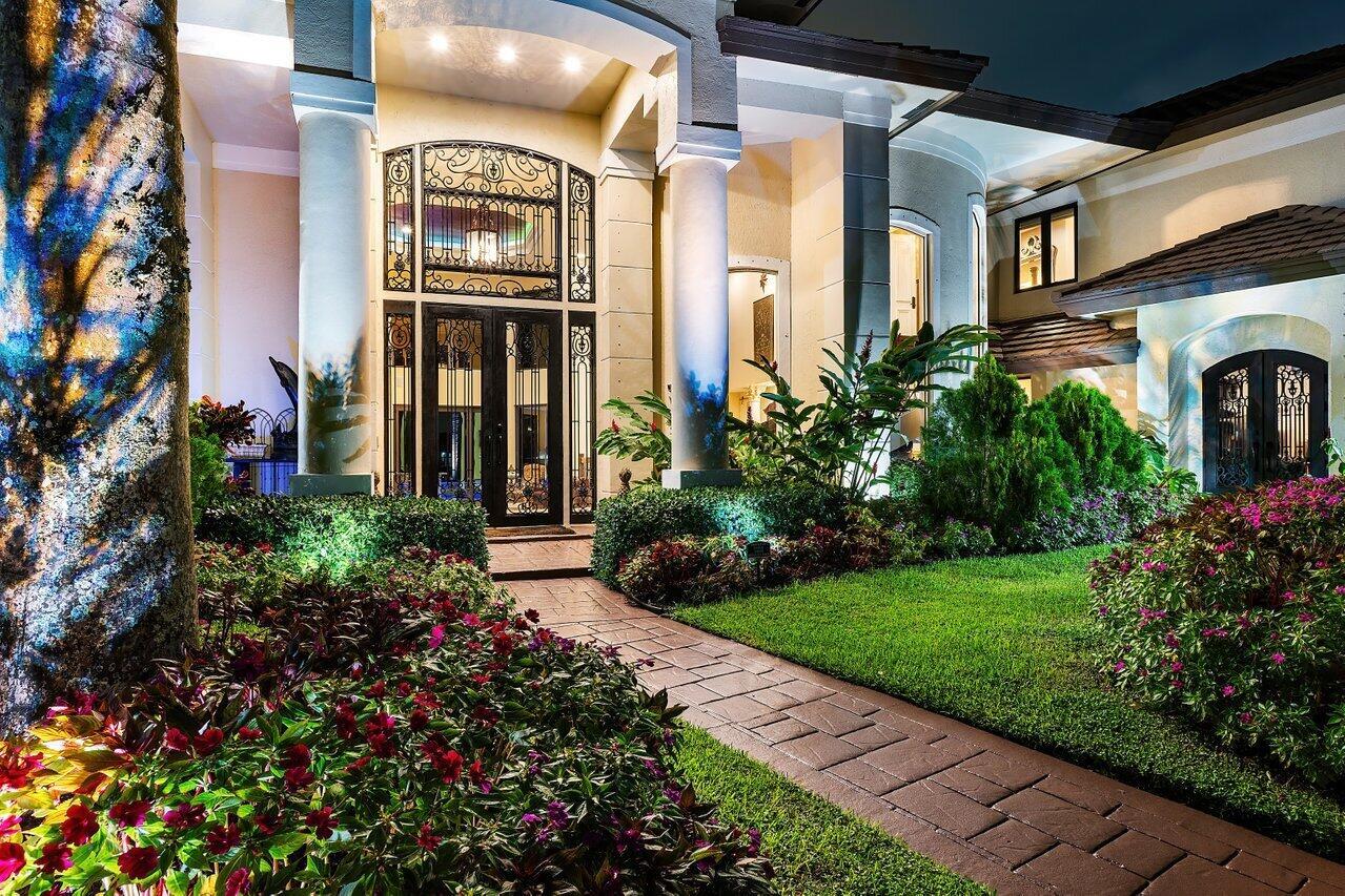 WOODFIELD HUNT CLUB - Residential