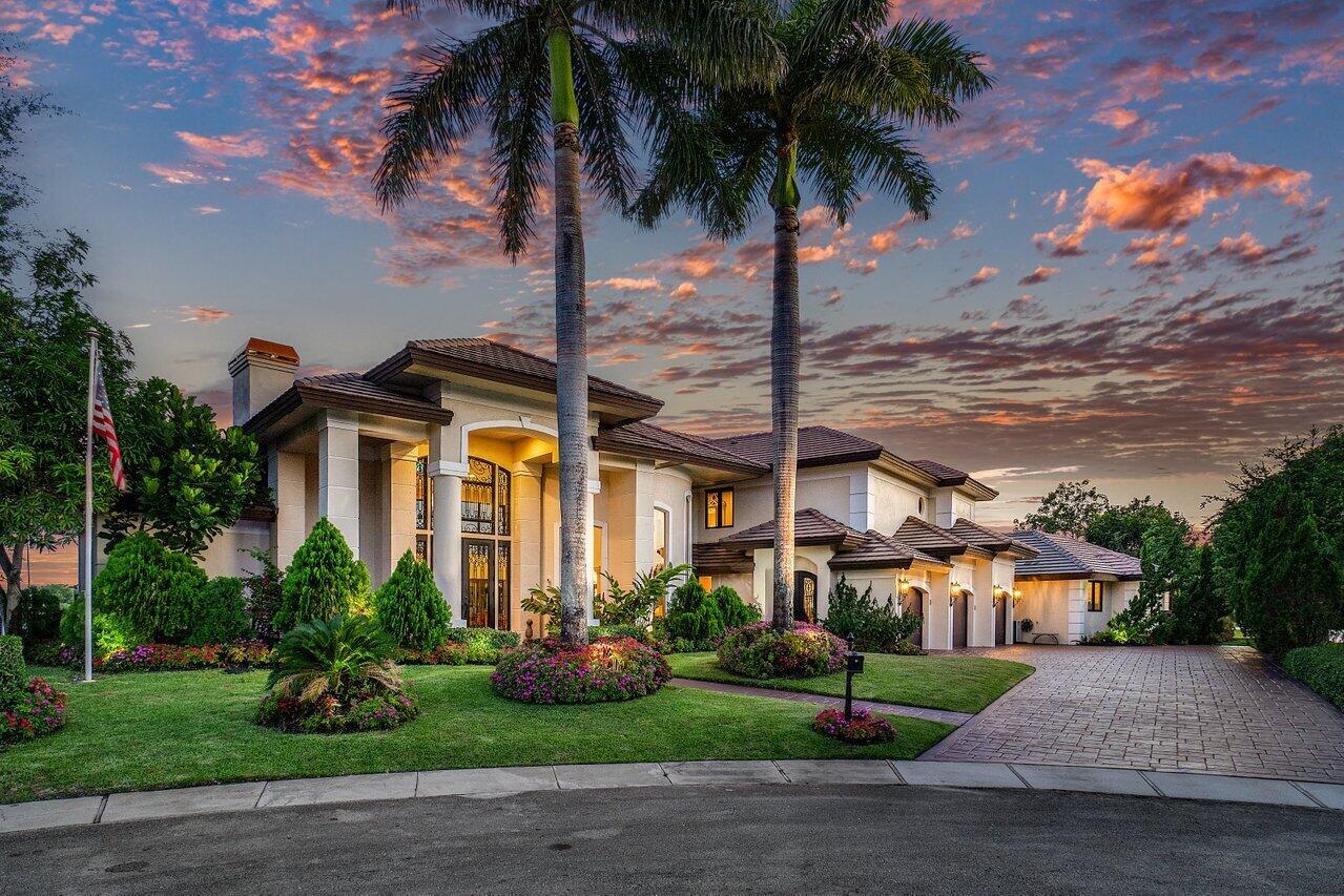 WOODFIELD HUNT CLUB - Residential