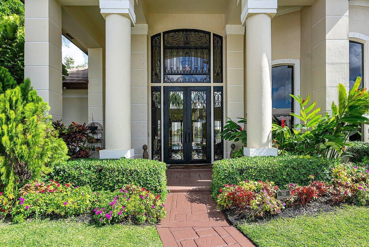 WOODFIELD HUNT CLUB - Residential