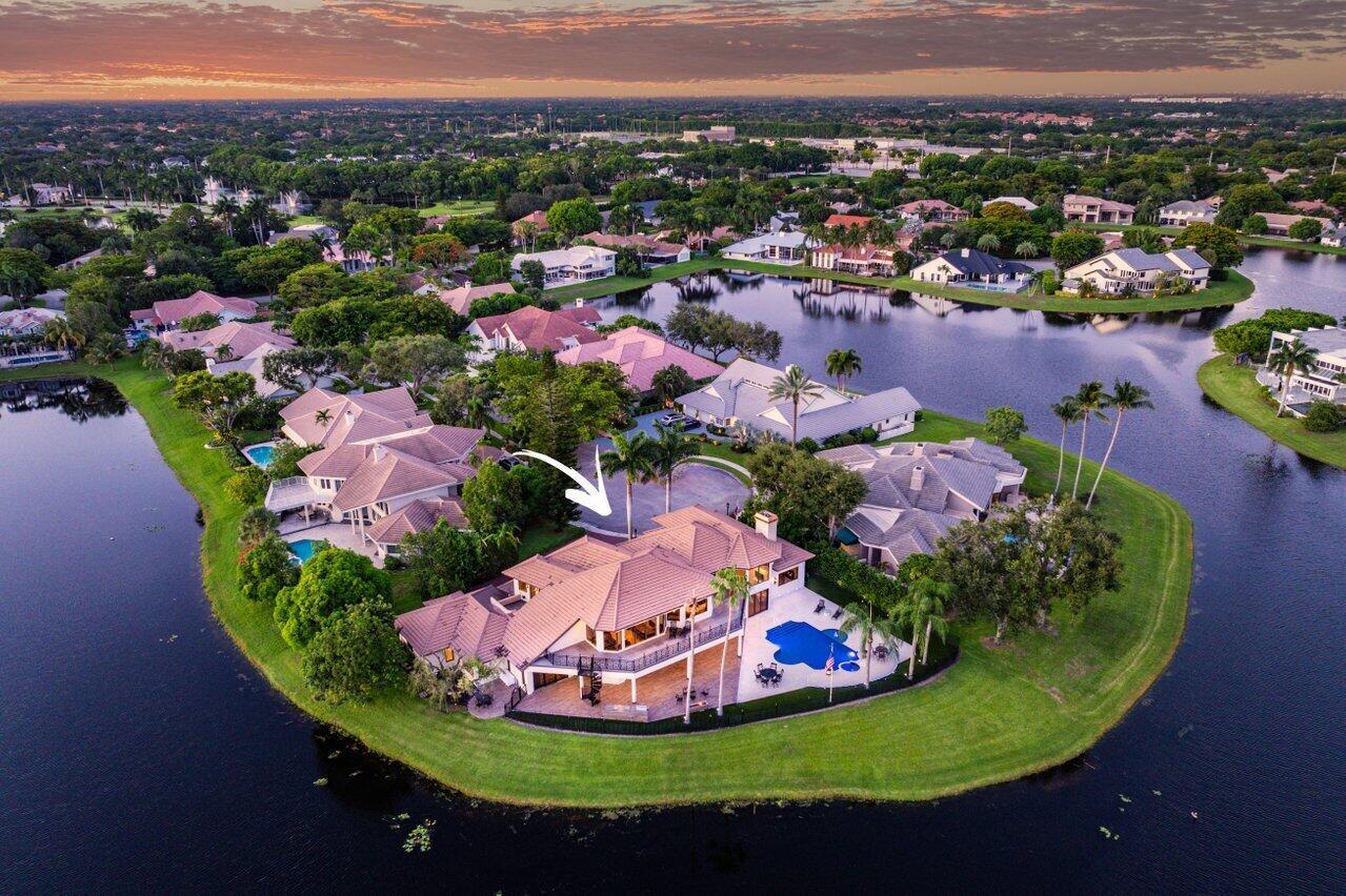 WOODFIELD HUNT CLUB - Residential