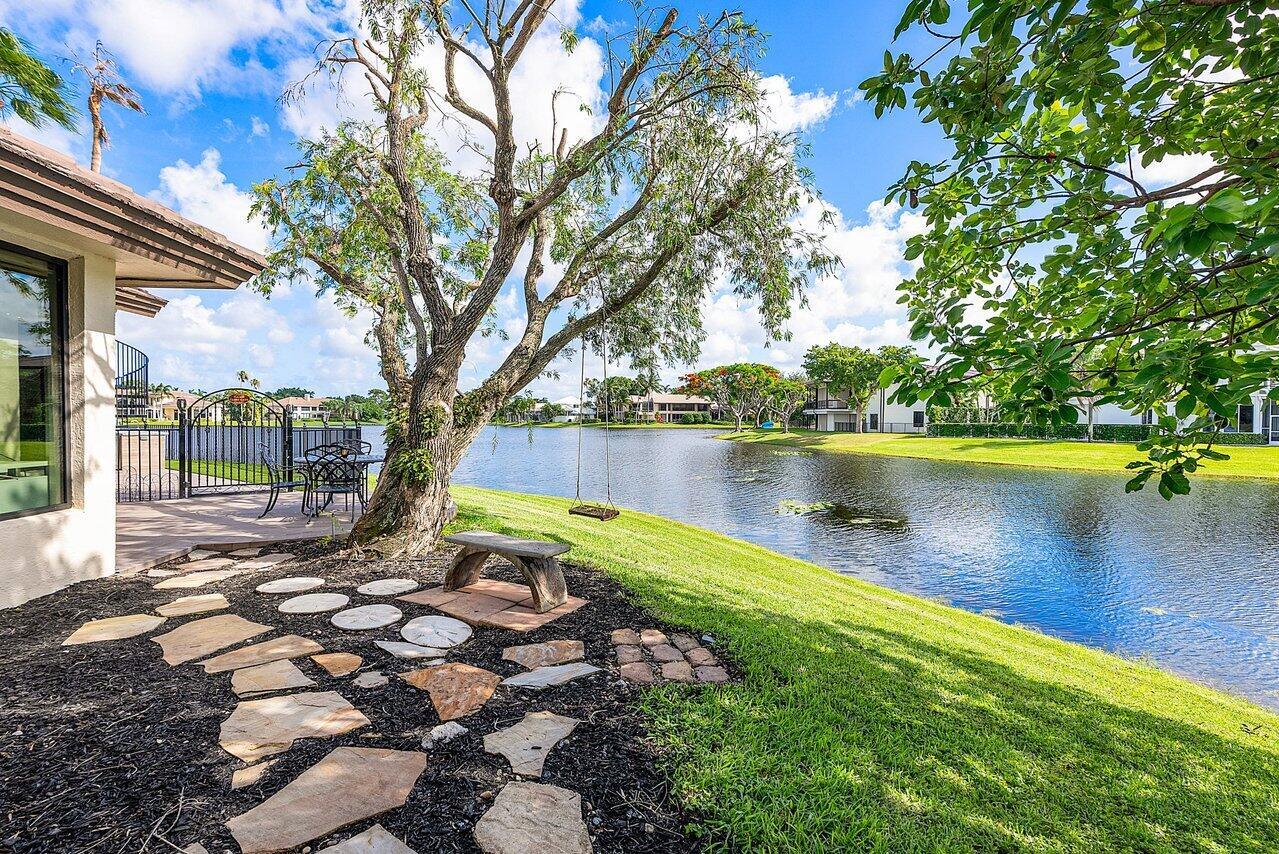 WOODFIELD HUNT CLUB - Residential