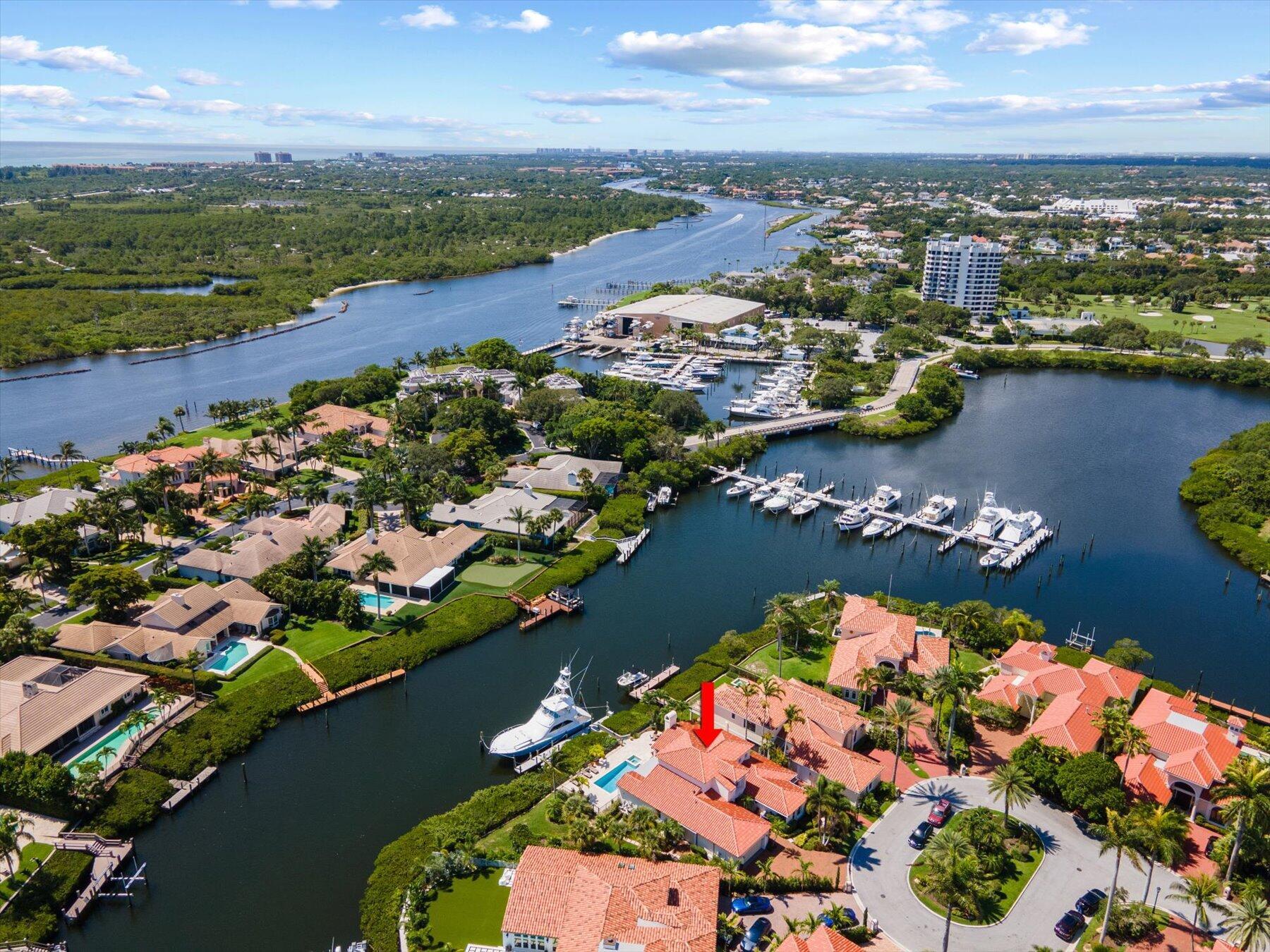 BARROW ISLAND AT JONATHANS LANDING - Residential