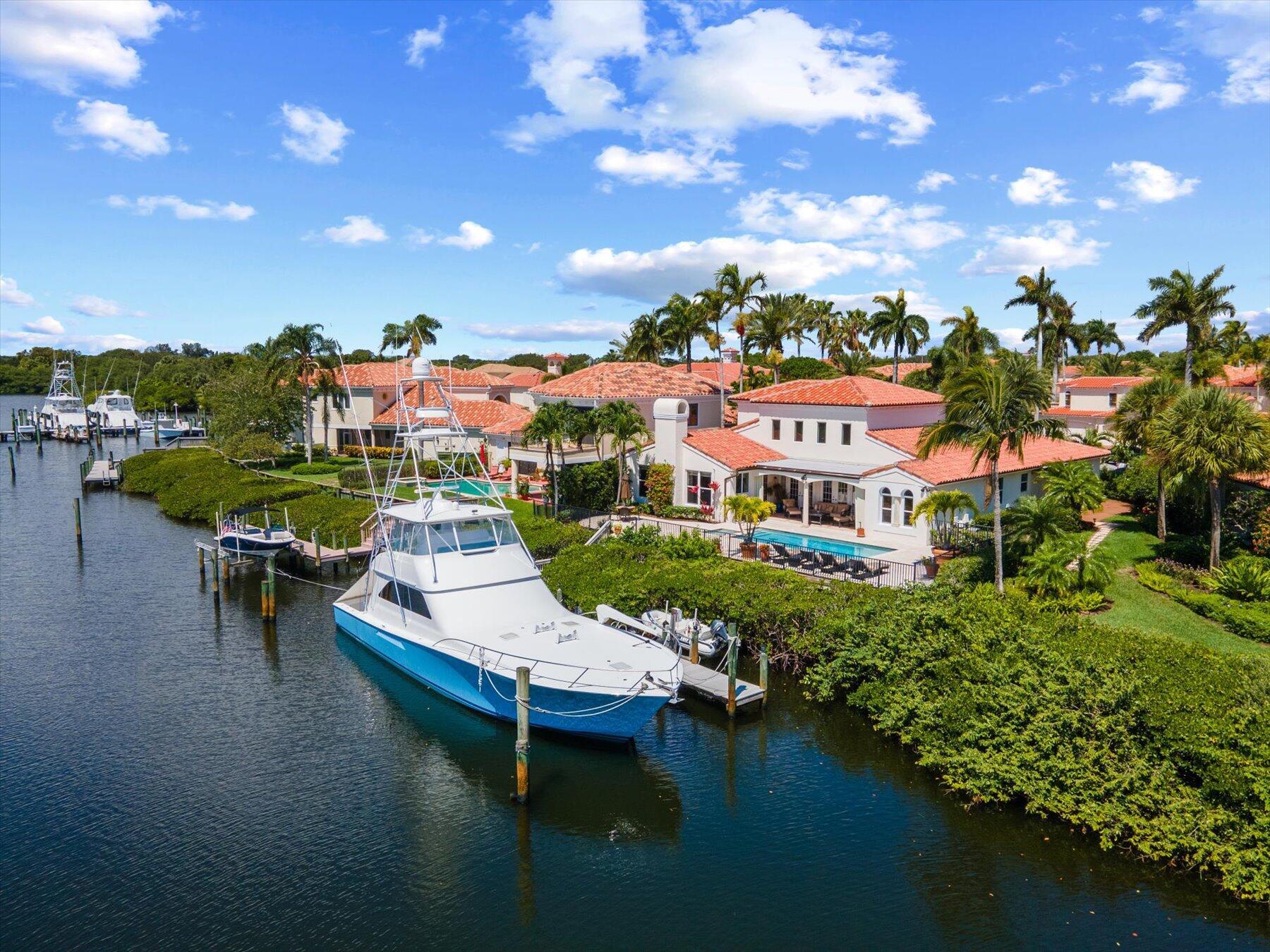 BARROW ISLAND AT JONATHANS LANDING - Residential