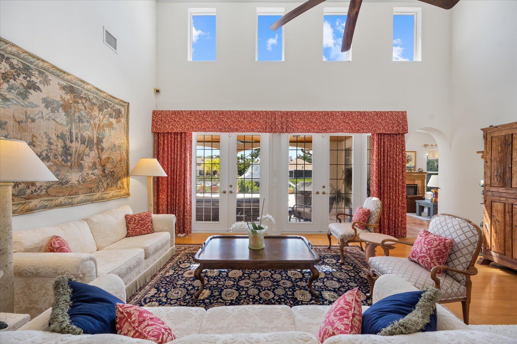 BARROW ISLAND AT JONATHANS LANDING - Residential